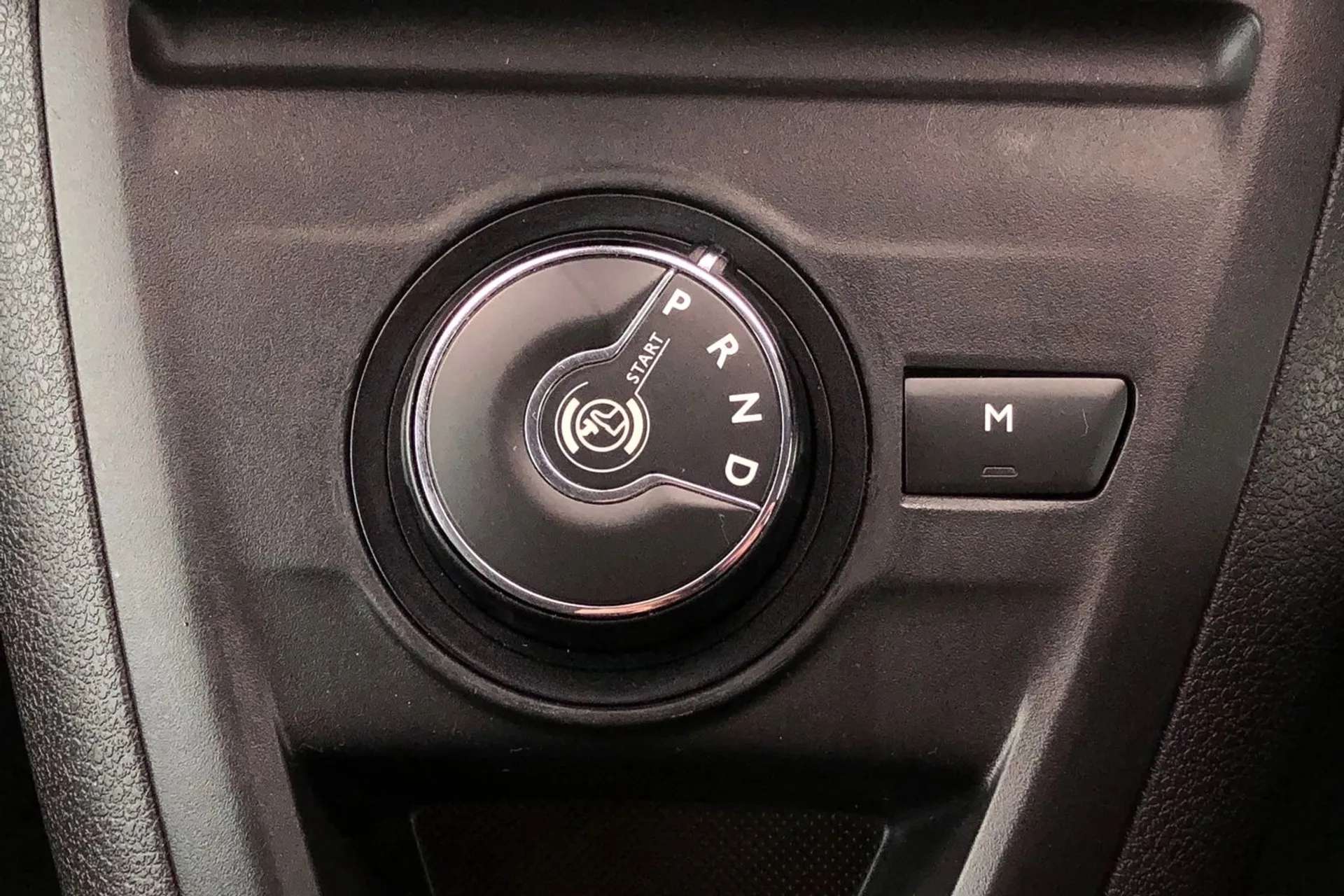 2020 PEUGEOT TRAVELLER 2020 PEUGEOT TRAVELLER