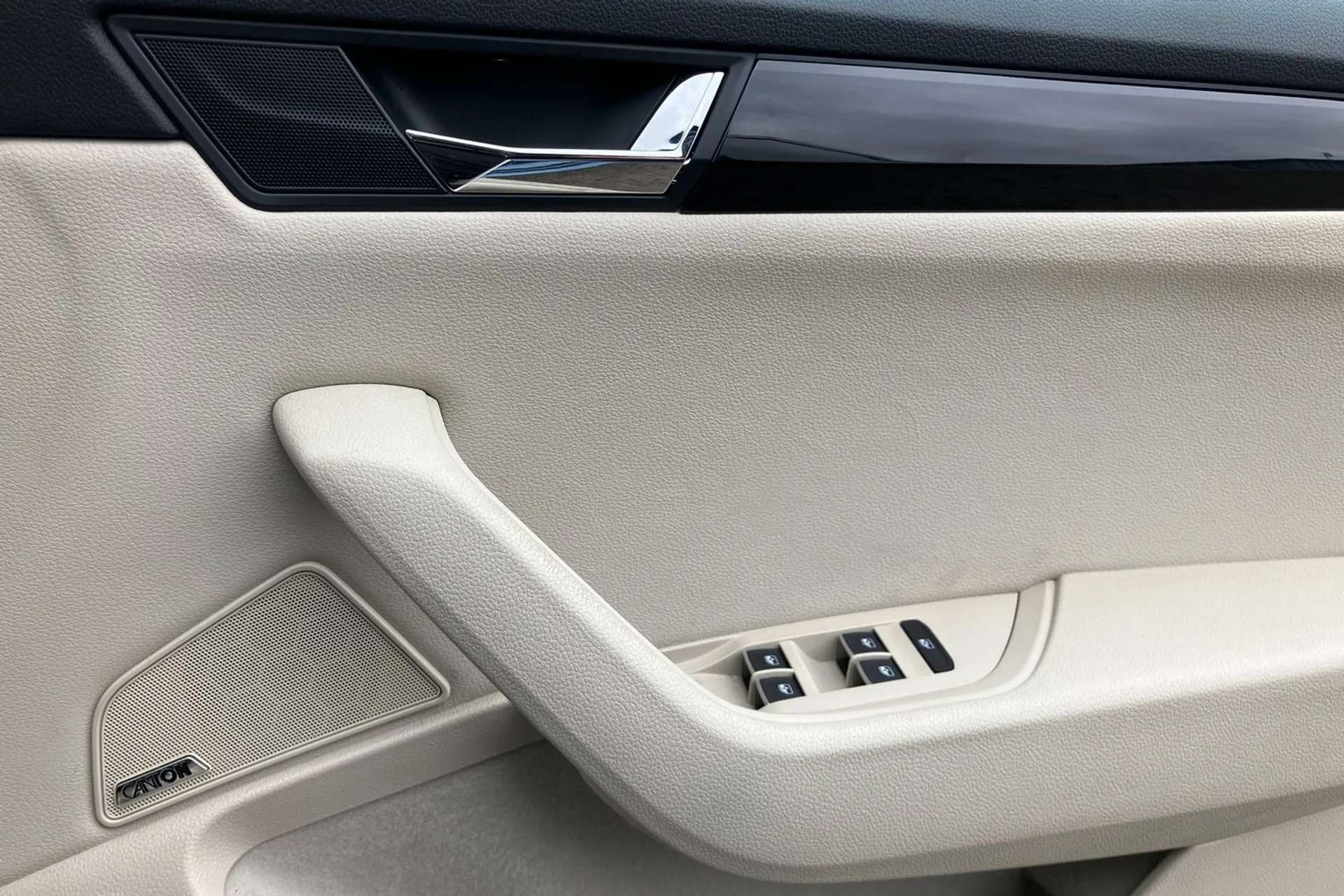 2017 SKODA SUPERB 2017 SKODA SUPERB