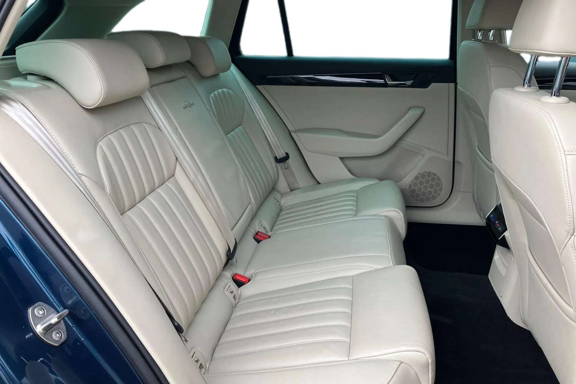 2017 SKODA SUPERB 2017 SKODA SUPERB