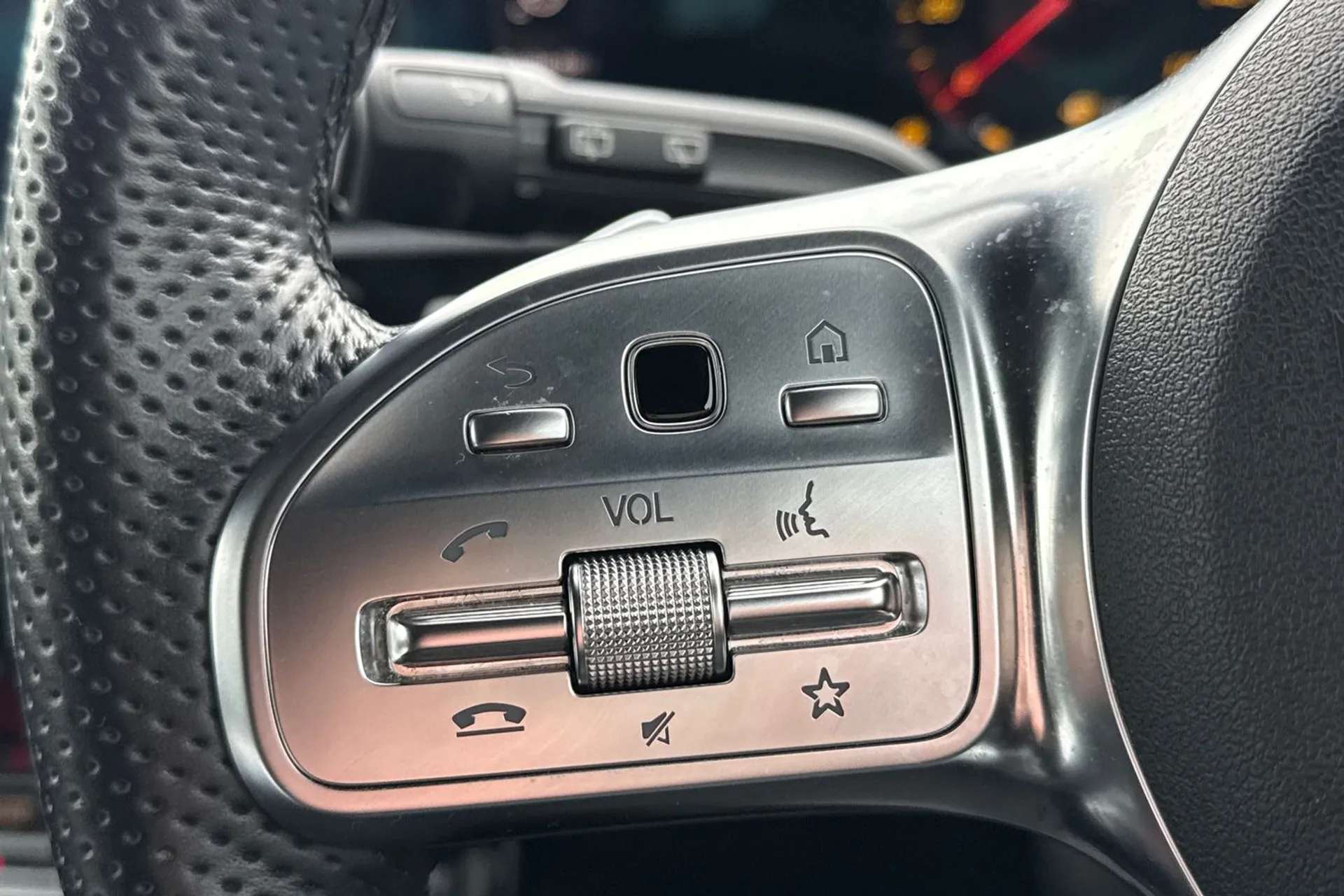 2021 MERCEDES-BENZ A CLASS 2021 MERCEDES-BENZ A CLASS