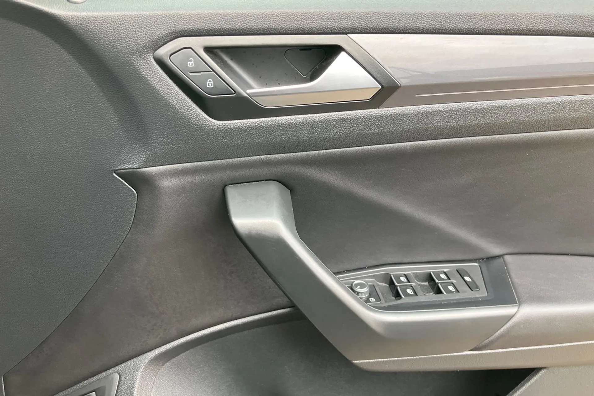 2020 VOLKSWAGEN T-ROC 2020 VOLKSWAGEN T-ROC