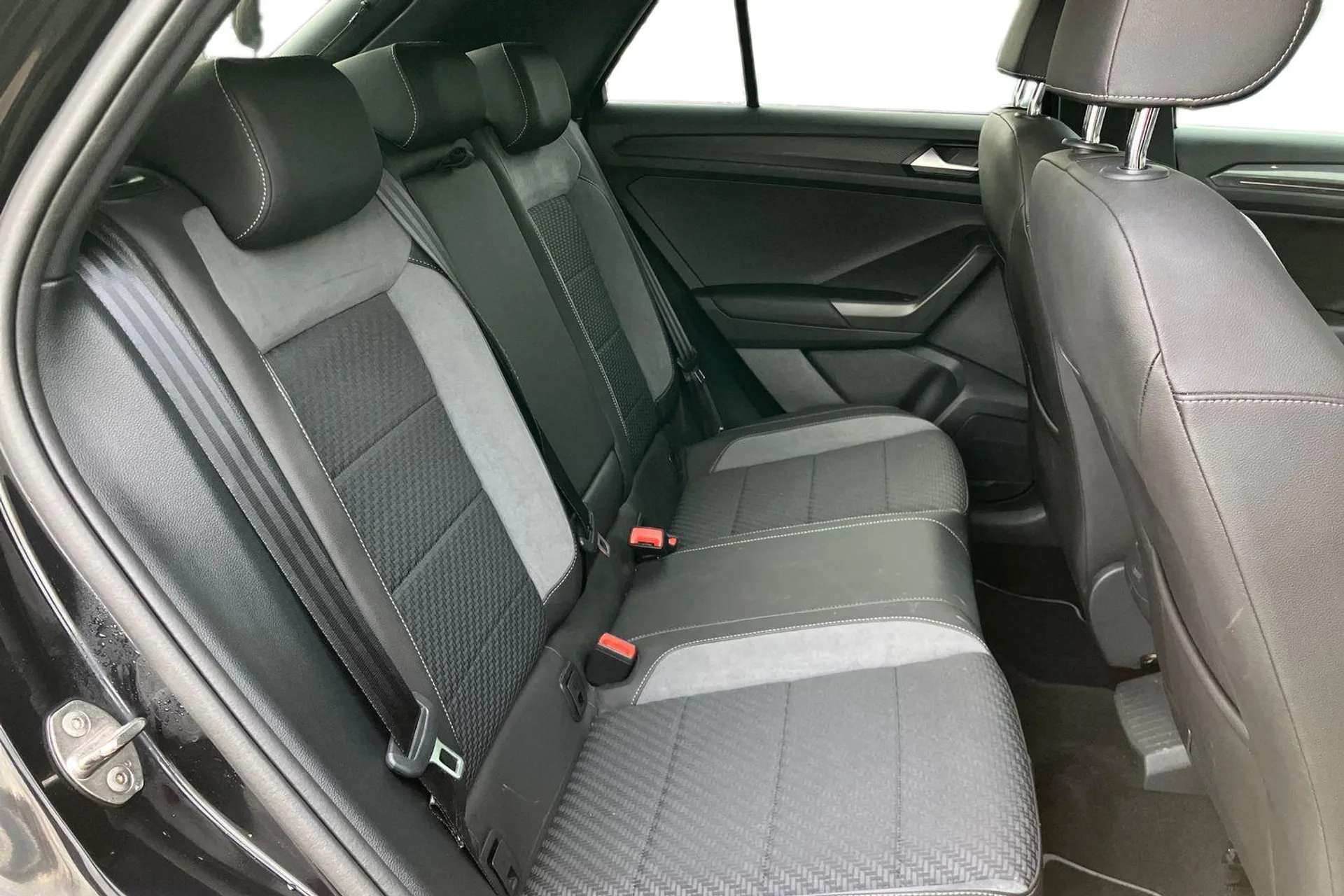 2020 VOLKSWAGEN T-ROC 2020 VOLKSWAGEN T-ROC