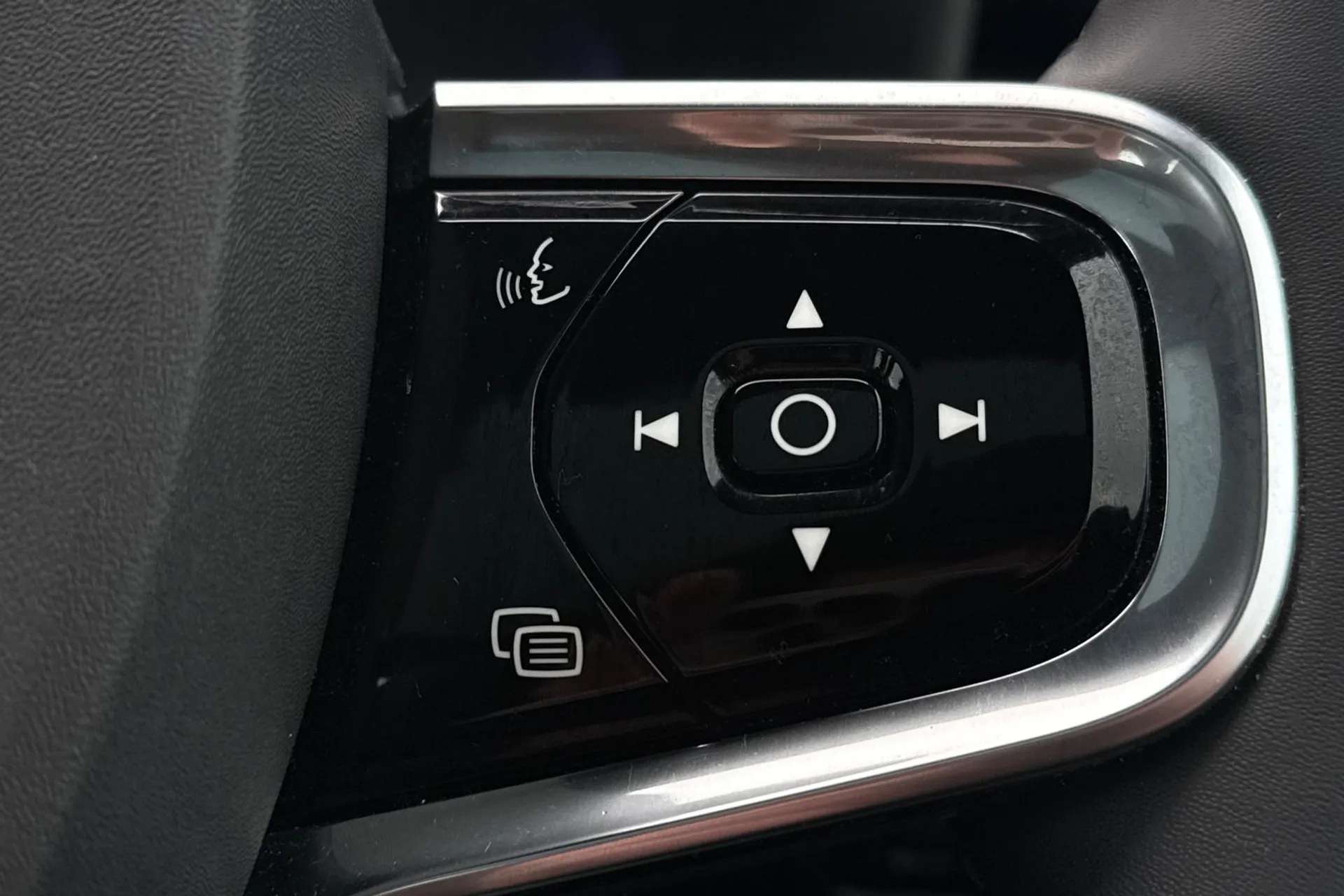 2021 POLESTAR 2 2021 POLESTAR 2