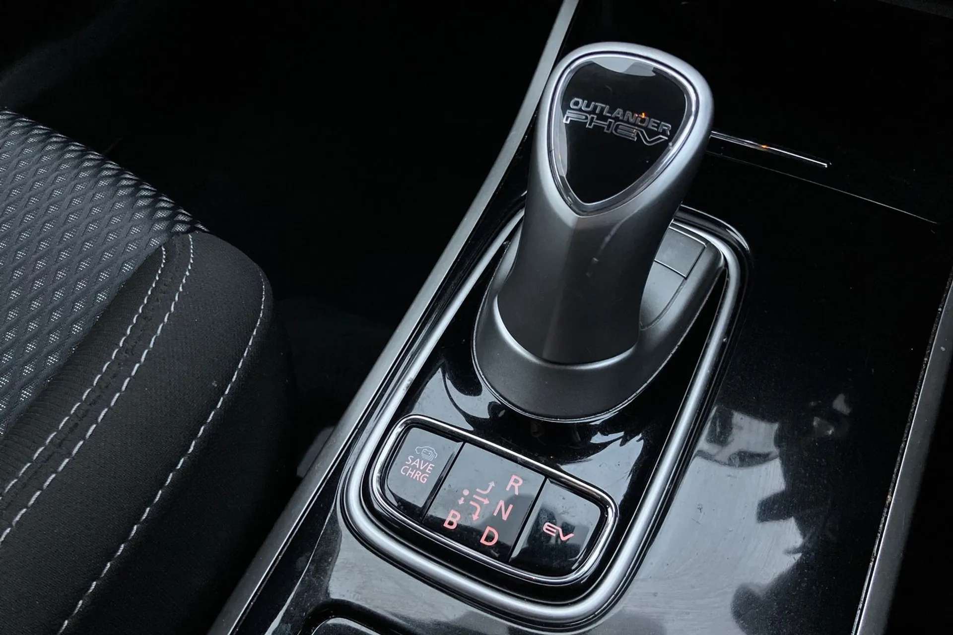 2020 MITSUBISHI OUTLANDER 2020 MITSUBISHI OUTLANDER