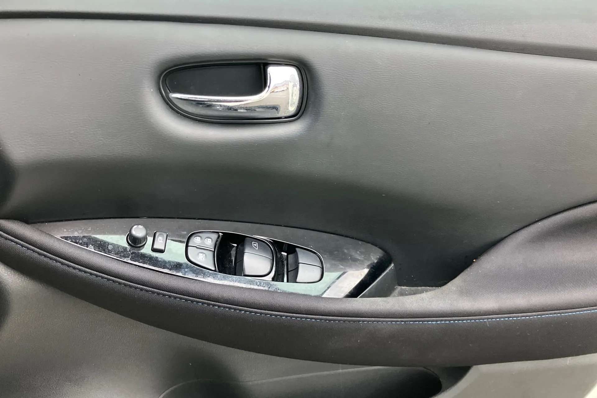 2024 NISSAN LEAF 2024 NISSAN LEAF