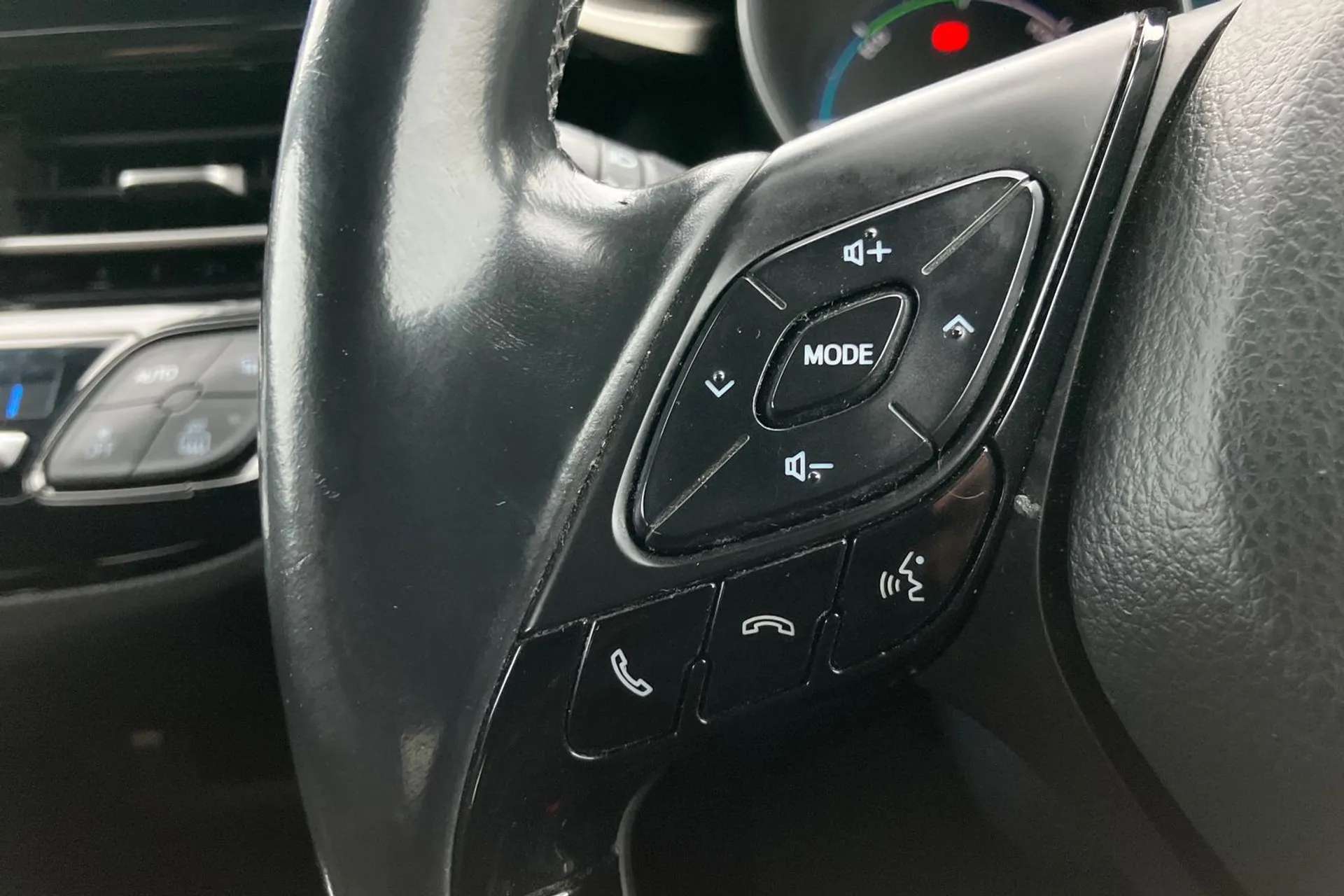 2018 TOYOTA C-HR 2018 TOYOTA C-HR