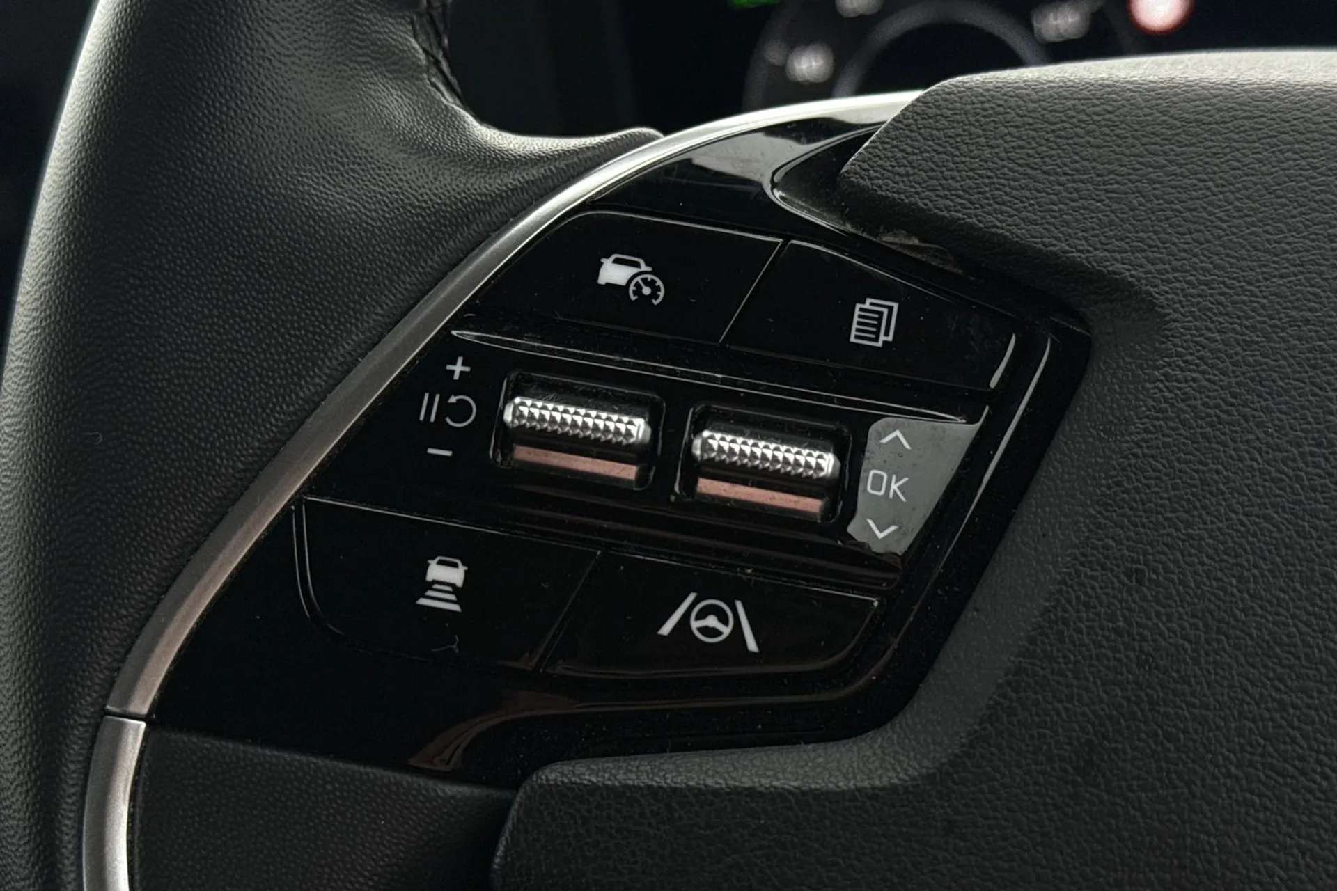 2024 KIA NIRO 2024 KIA NIRO