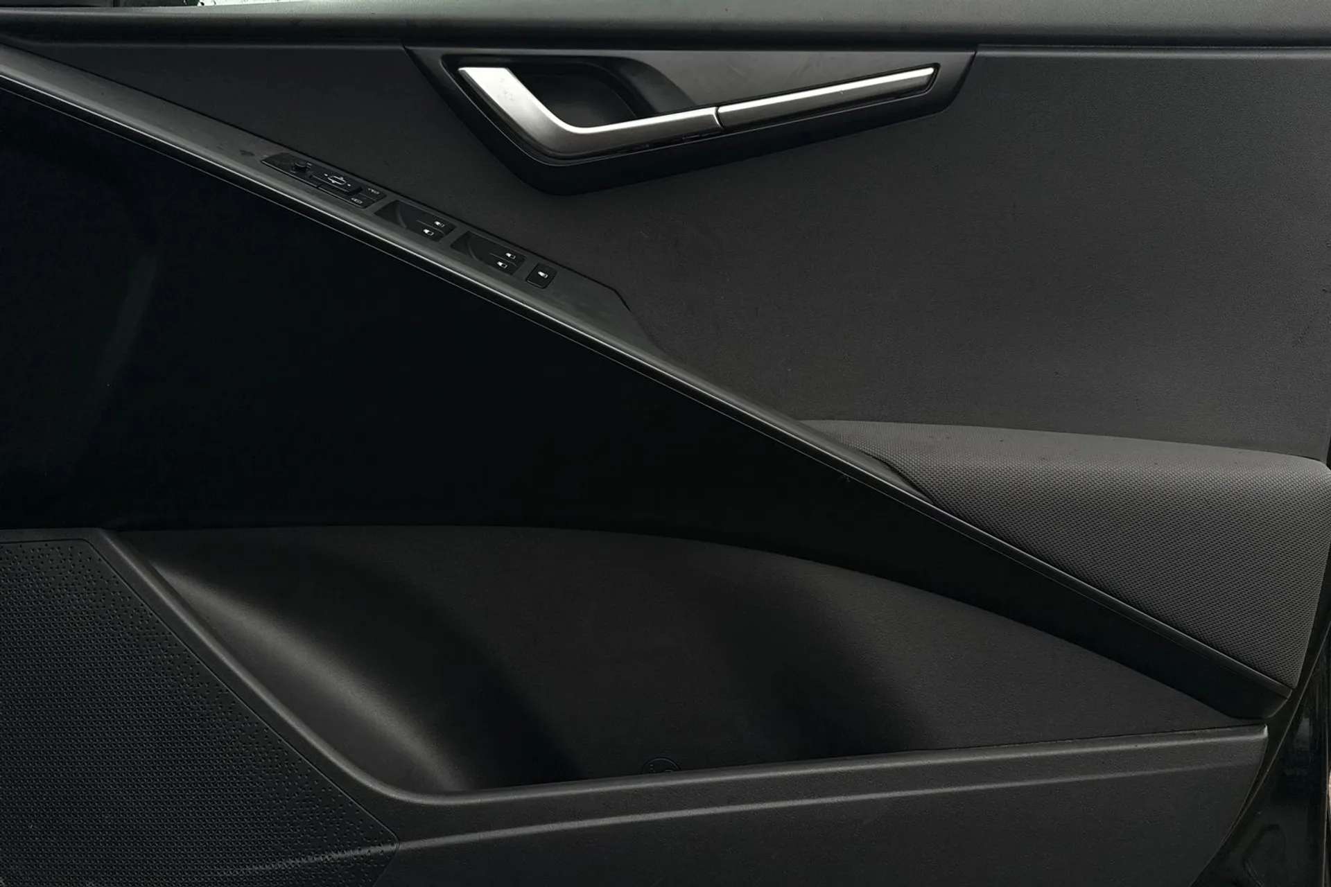 2024 KIA NIRO 2024 KIA NIRO