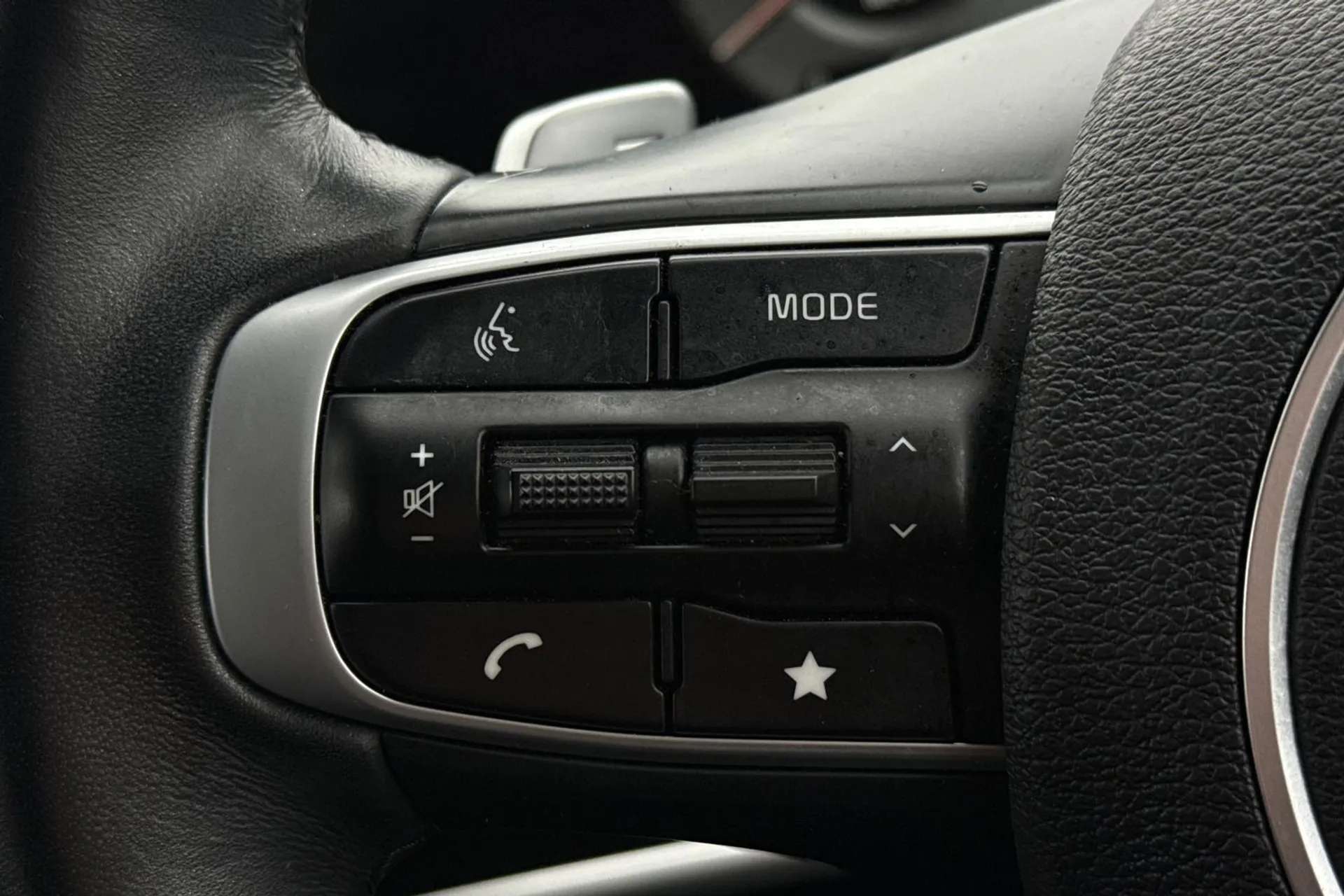 2023 KIA SPORTAGE 2023 KIA SPORTAGE