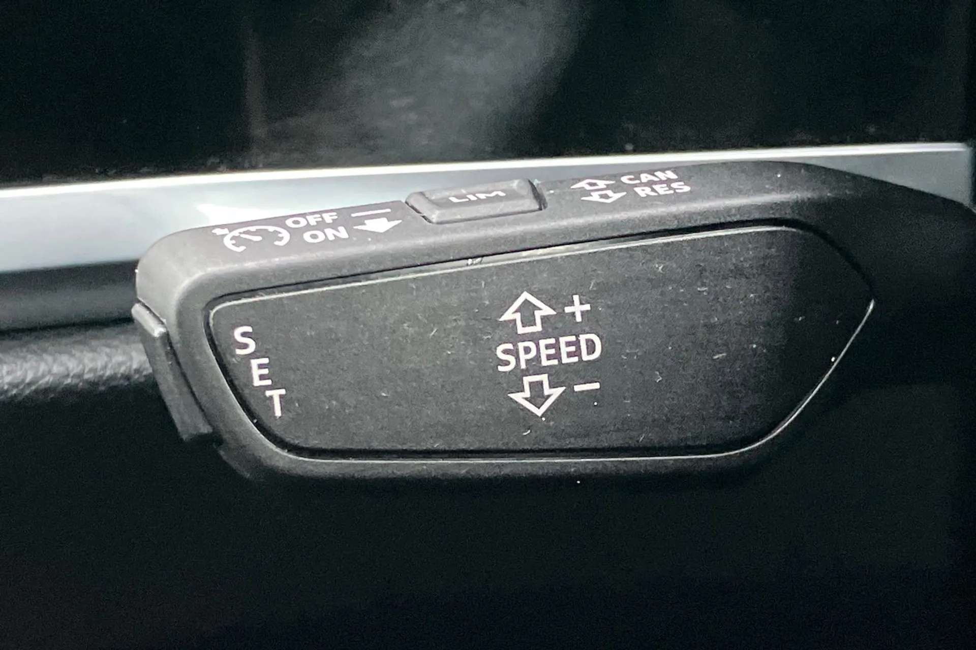 2024 AUDI Q3 2024 AUDI Q3