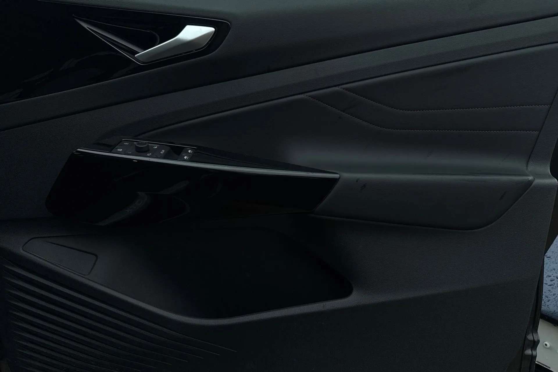 2023 VOLKSWAGEN ID.4 2023 VOLKSWAGEN ID.4