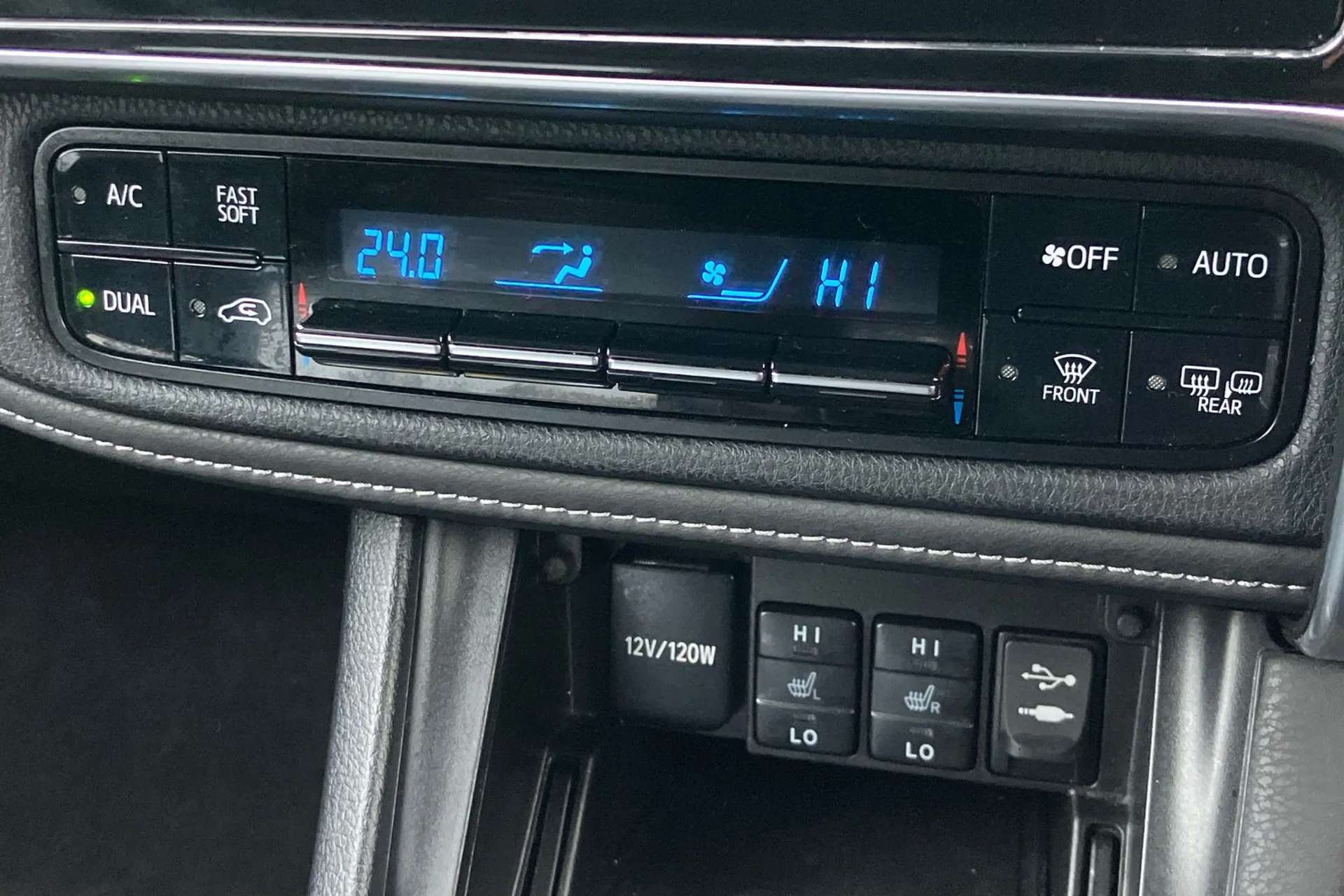 2017 TOYOTA AURIS 2017 TOYOTA AURIS