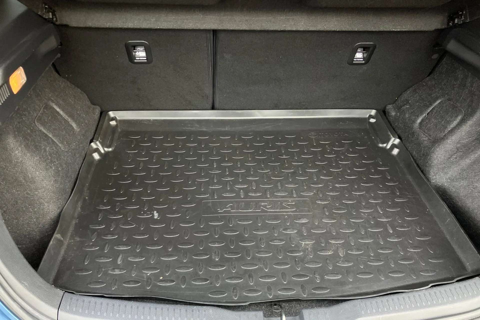 2017 TOYOTA AURIS 2017 TOYOTA AURIS