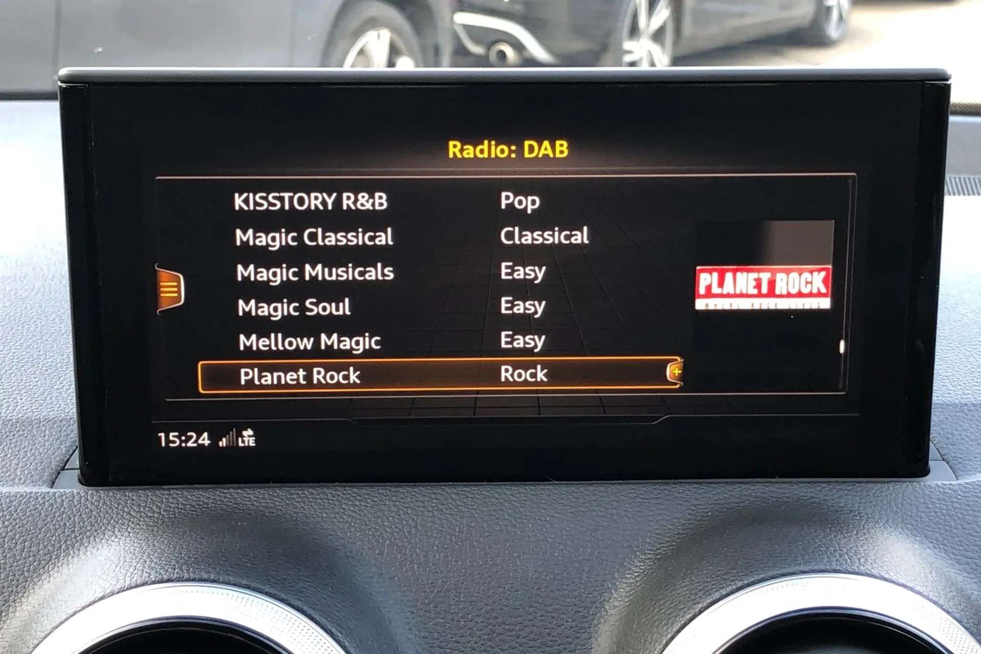 2021 AUDI Q2 2021 AUDI Q2