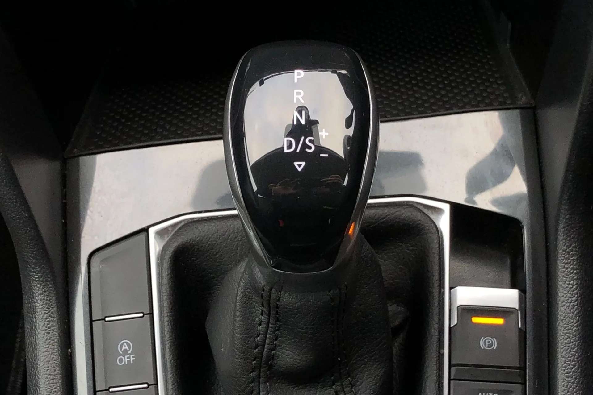 2021 VOLKSWAGEN TIGUAN 2021 VOLKSWAGEN TIGUAN