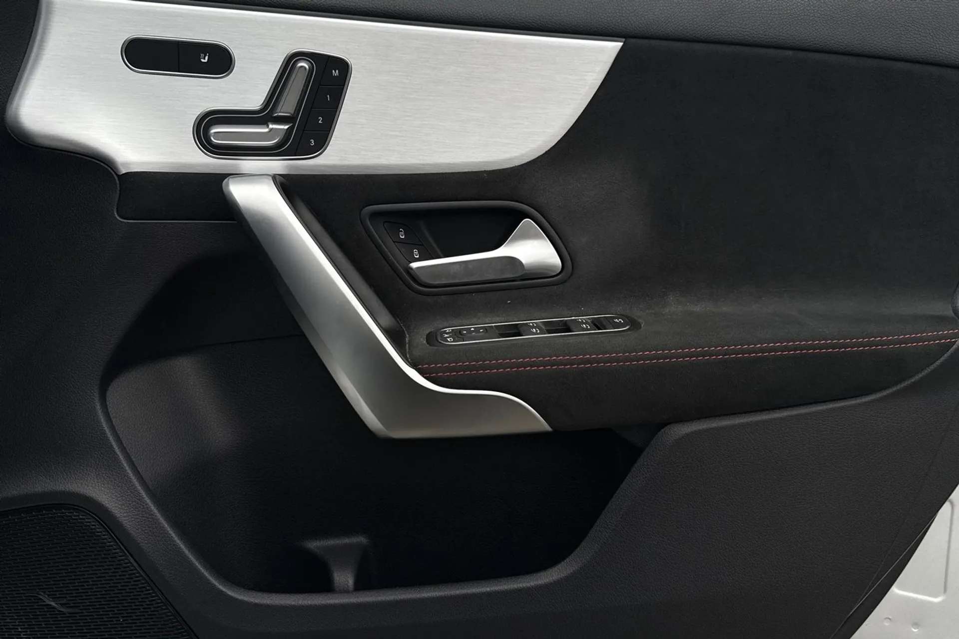 2021 MERCEDES-BENZ A CLASS 2021 MERCEDES-BENZ A CLASS