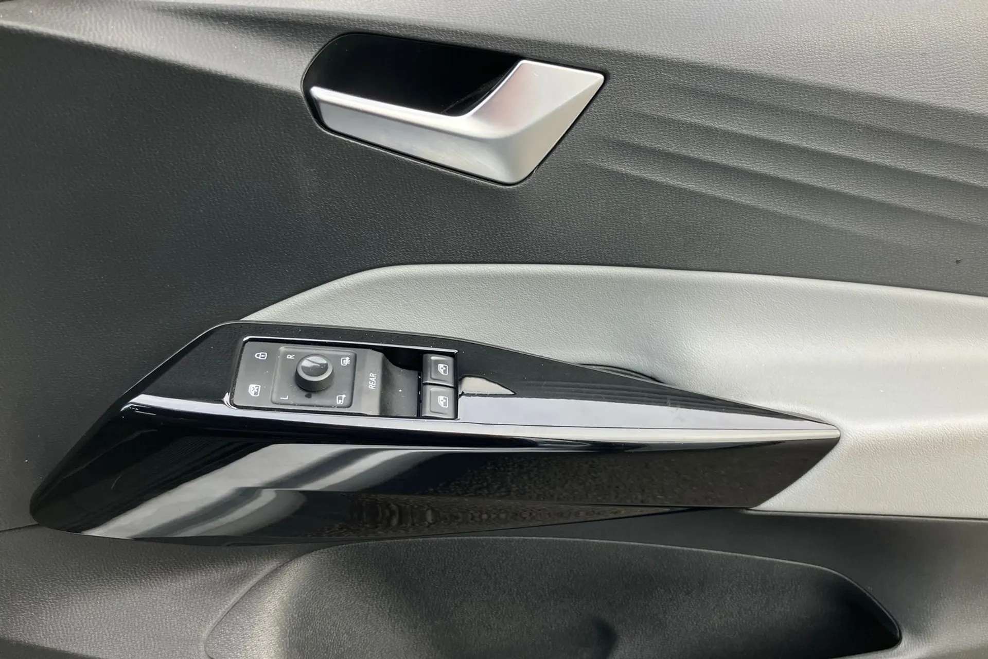 2020 VOLKSWAGEN ID.3 2020 VOLKSWAGEN ID.3