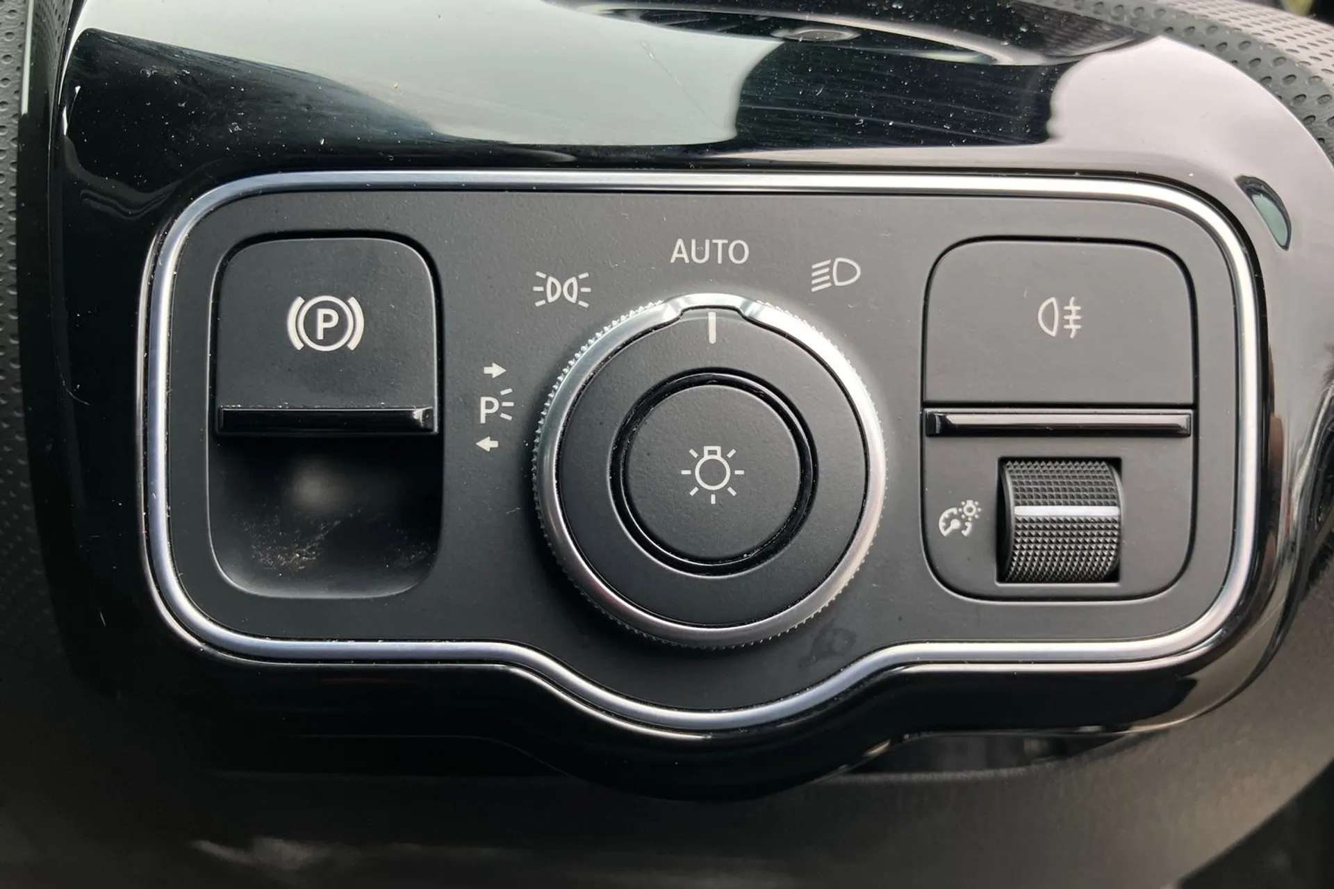 2020 MERCEDES-BENZ A CLASS 2020 MERCEDES-BENZ A CLASS