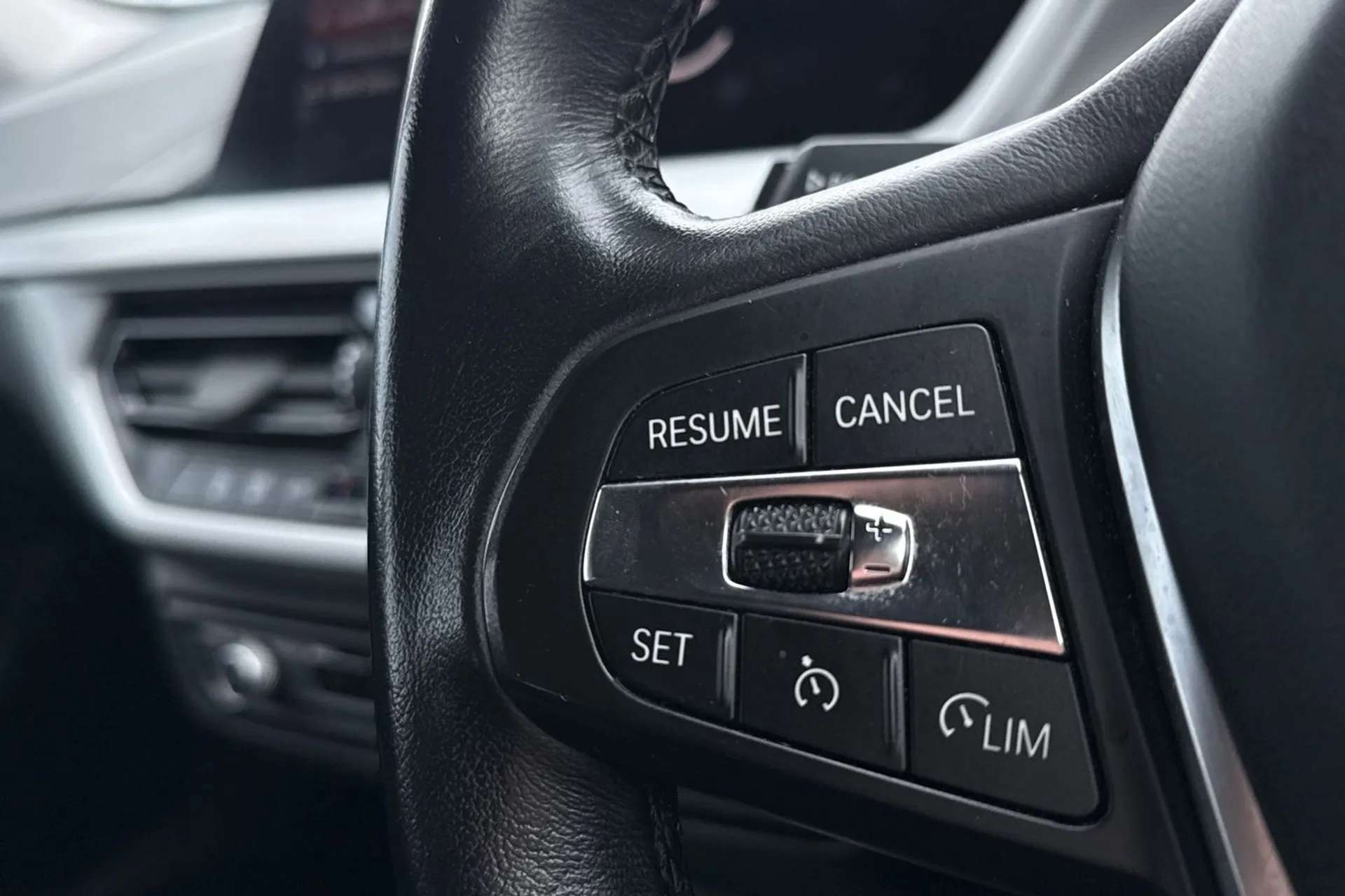 2022 BMW 1 SERIES 2022 BMW 1 SERIES