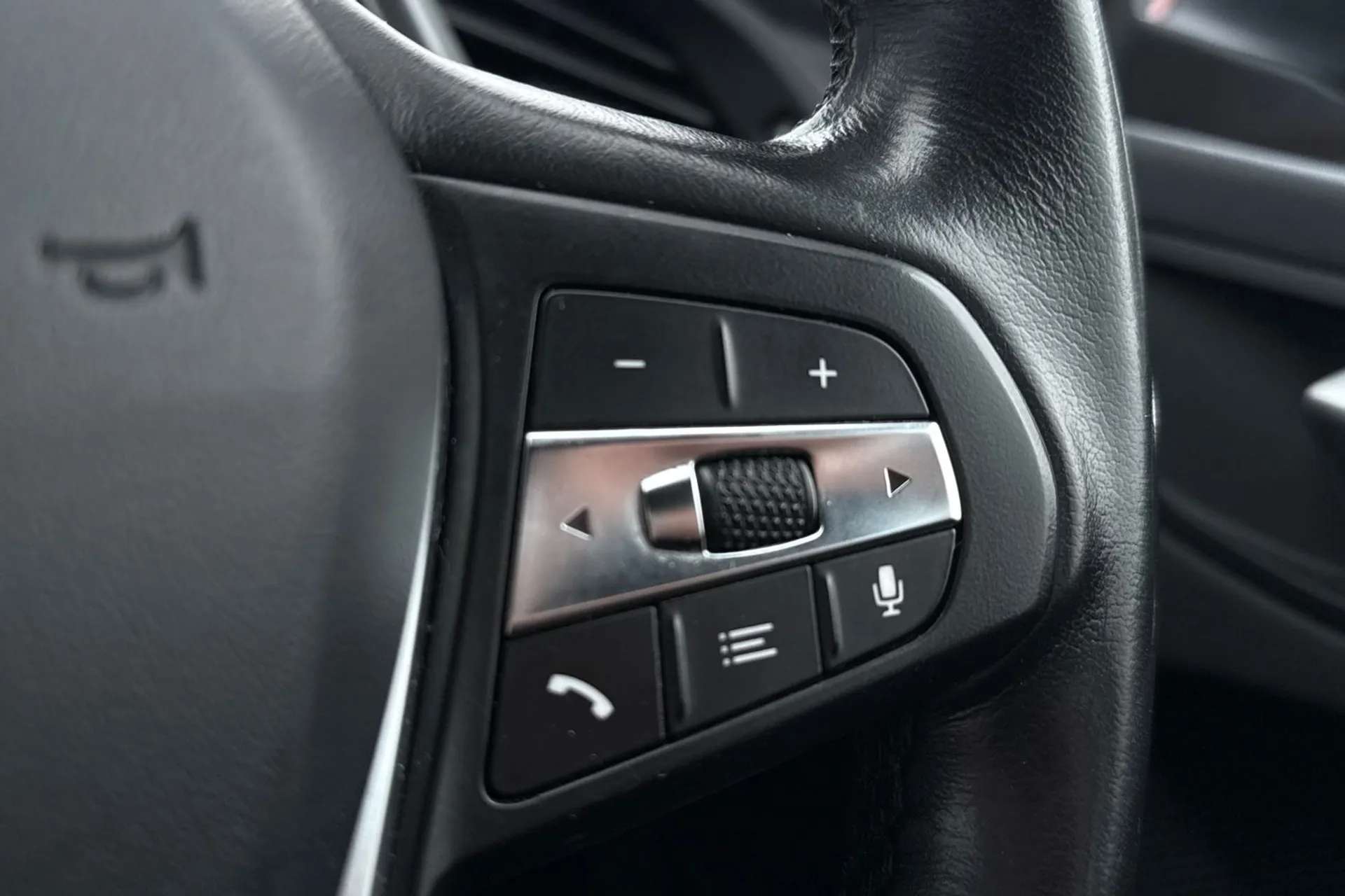 2022 BMW 1 SERIES 2022 BMW 1 SERIES