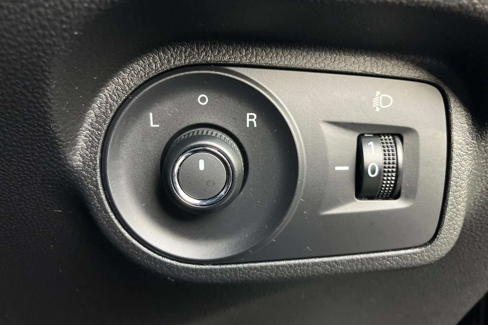 2024 MG MOTOR UK MG4 2024 MG MOTOR UK MG4