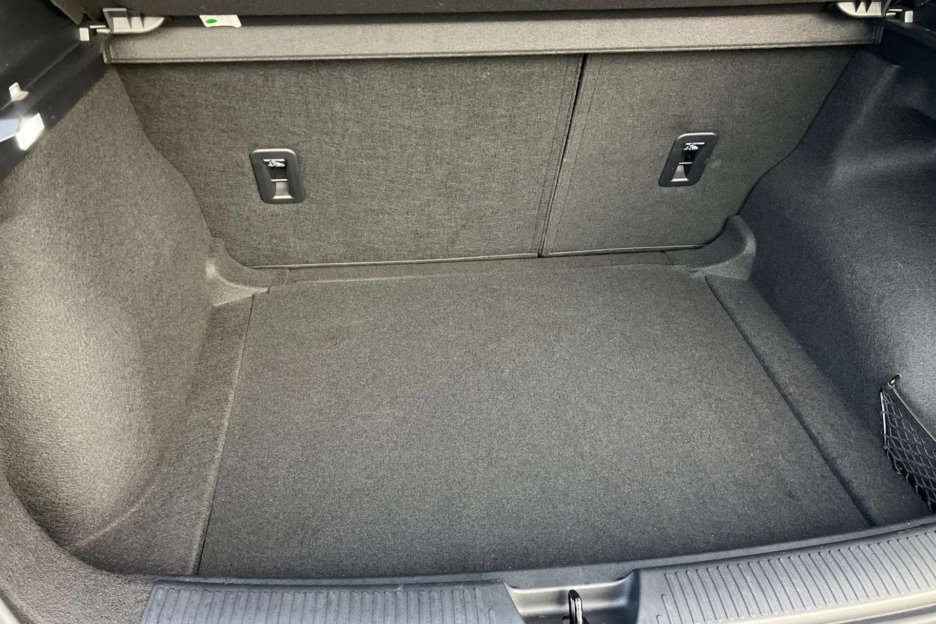 2024 MG MOTOR UK MG4 2024 MG MOTOR UK MG4