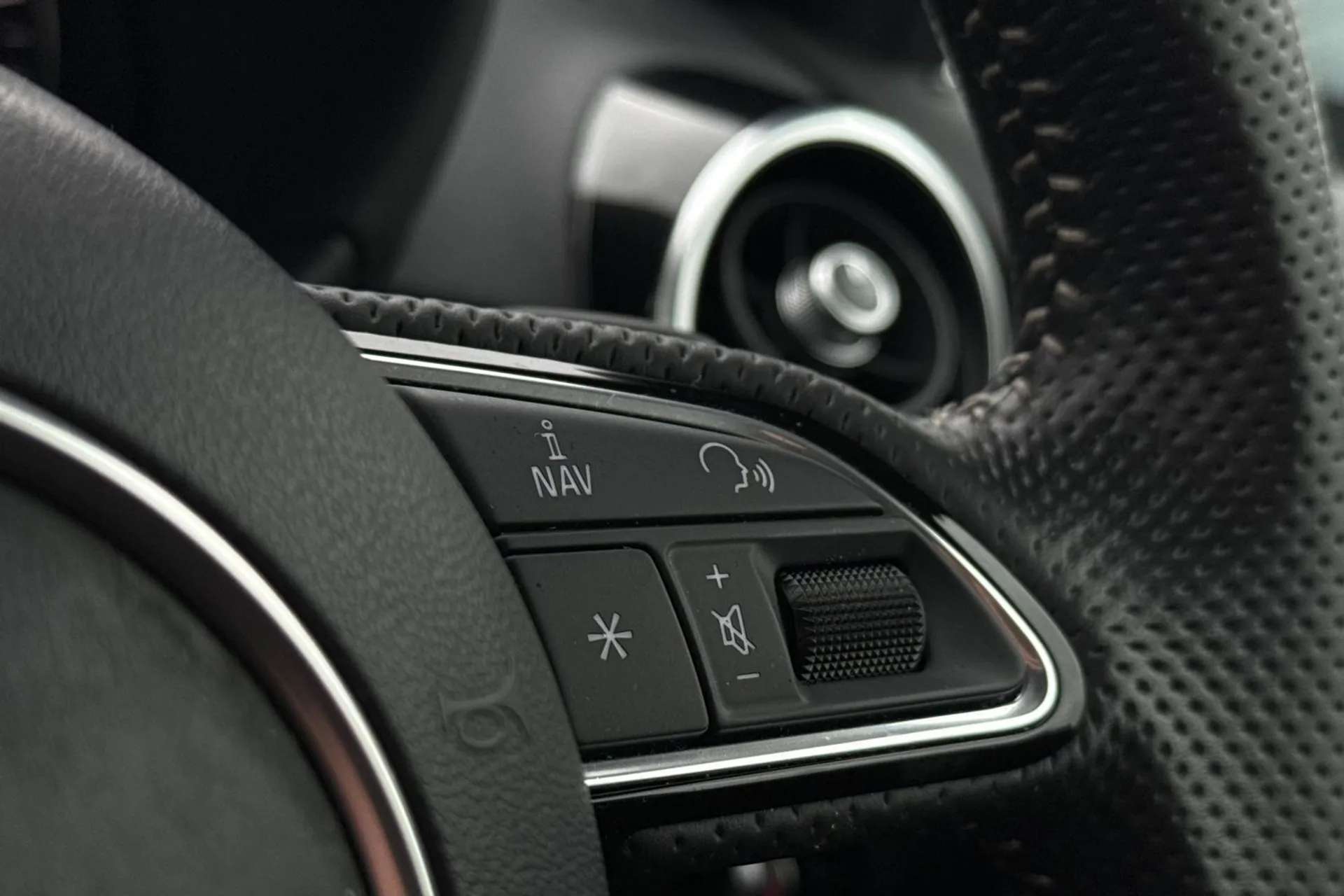 2018 AUDI A1 2018 AUDI A1