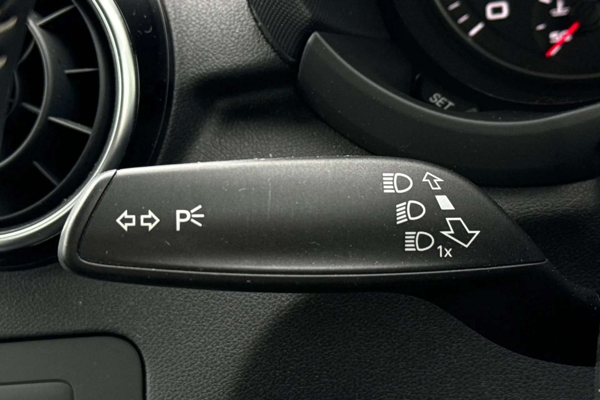 2018 AUDI A1 2018 AUDI A1