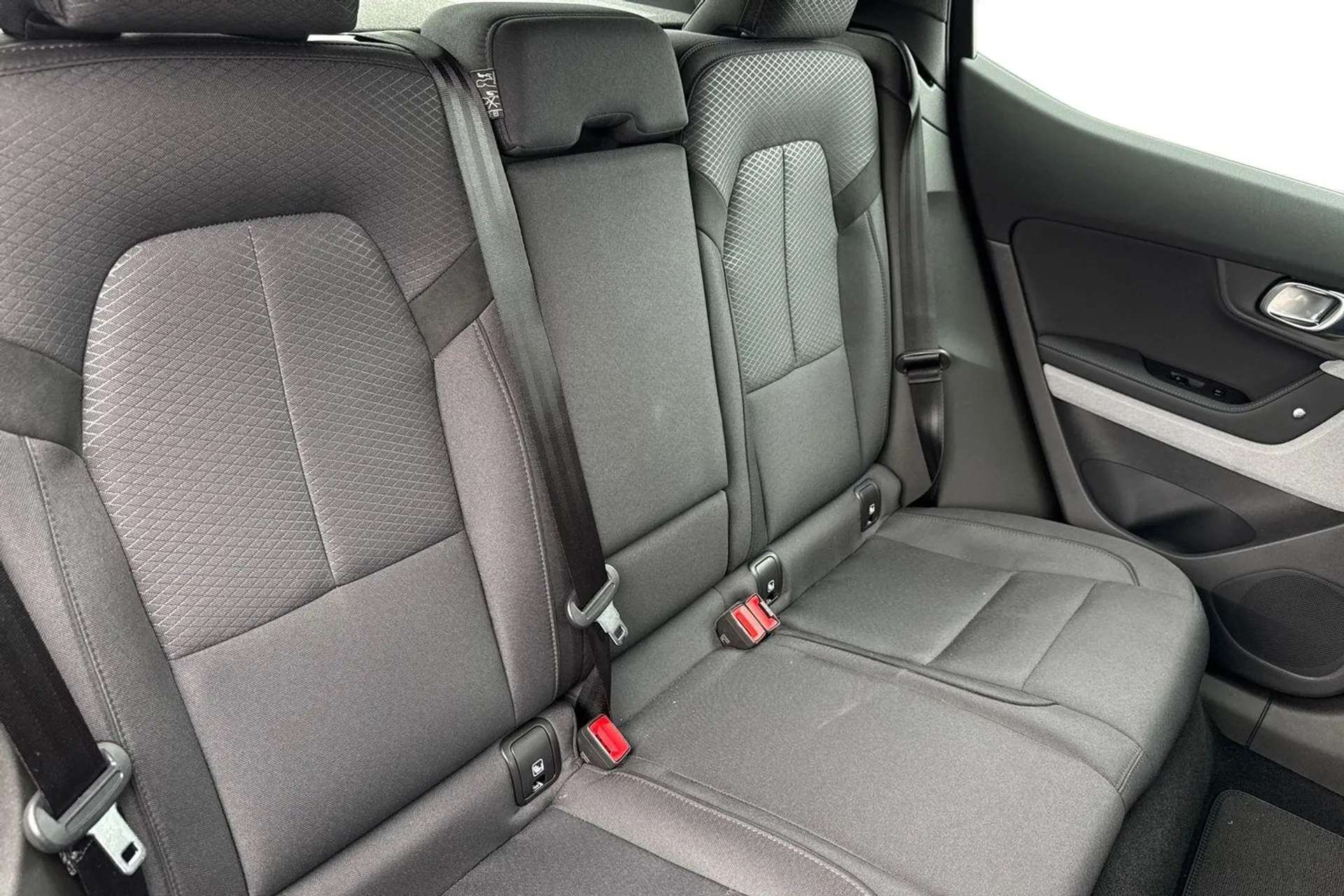 2022 POLESTAR 2 2022 POLESTAR 2