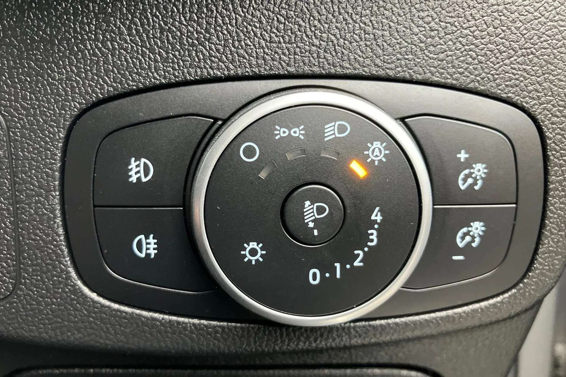 2020 FORD FOCUS VIGNALE 2020 FORD FOCUS VIGNALE