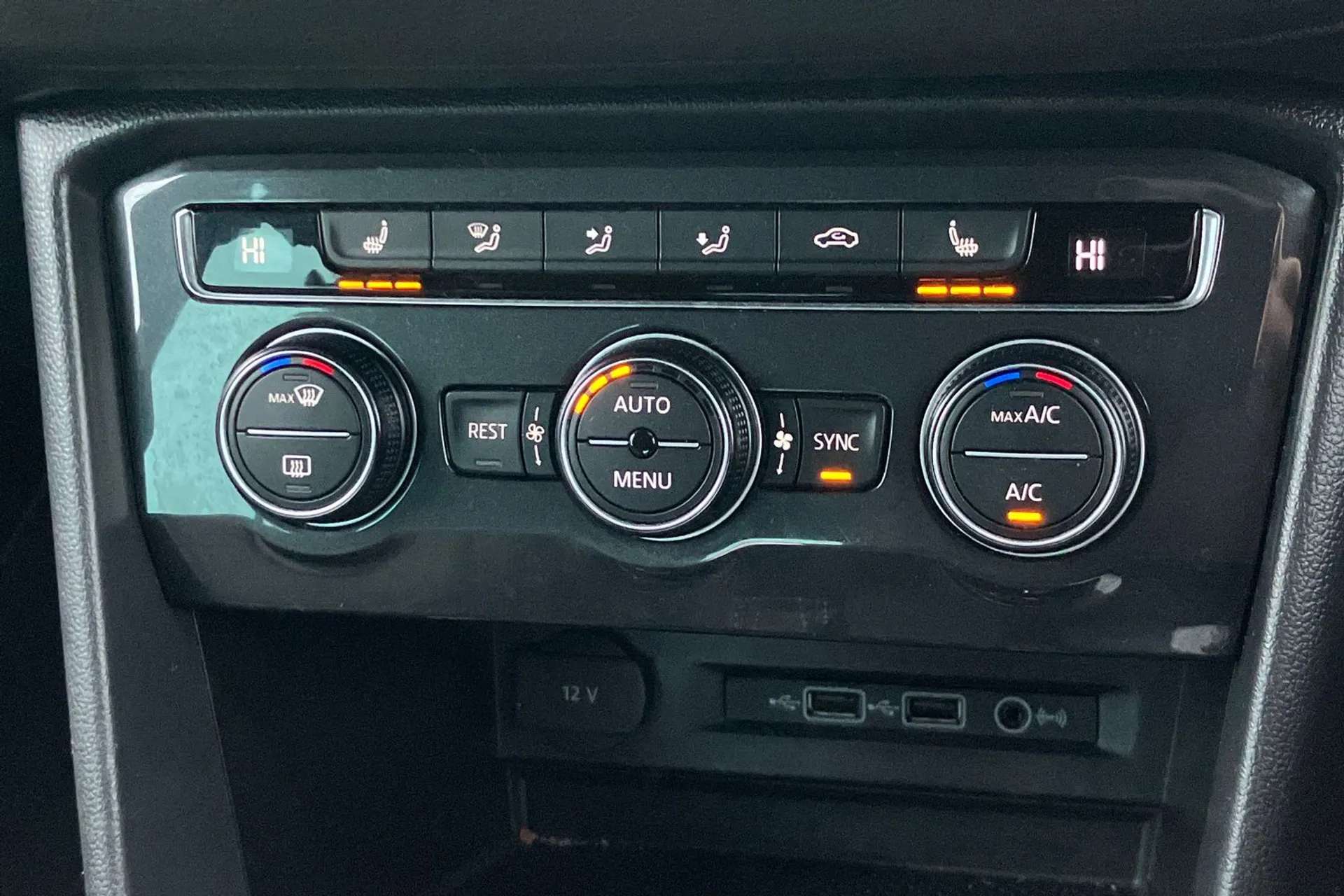 2020 VOLKSWAGEN TIGUAN 2020 VOLKSWAGEN TIGUAN