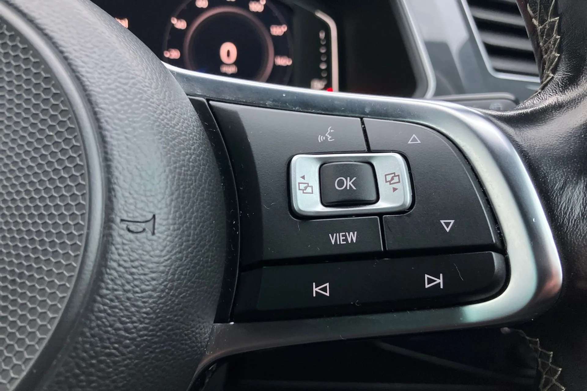 2020 VOLKSWAGEN TIGUAN 2020 VOLKSWAGEN TIGUAN