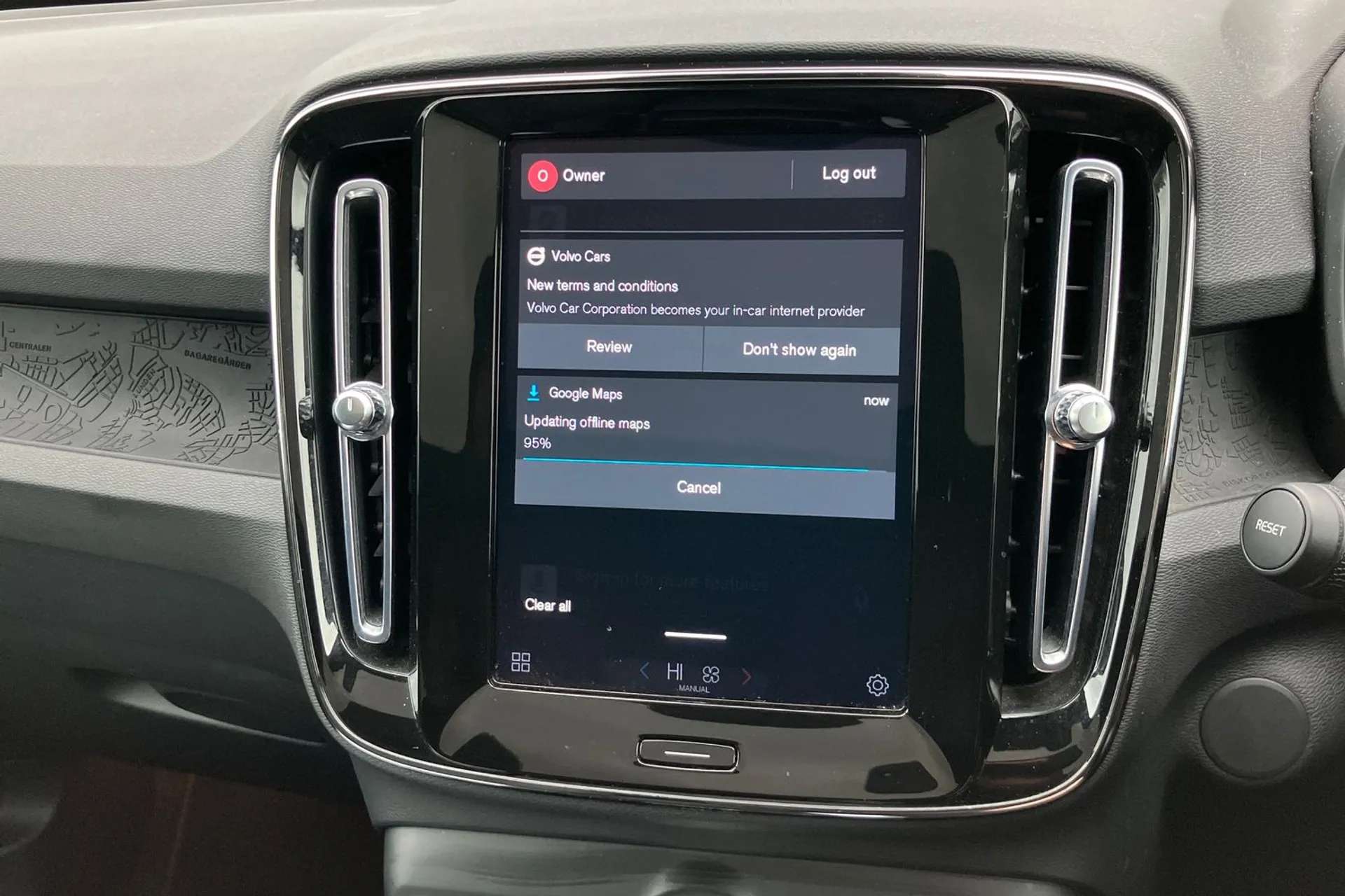 2022 VOLVO C40 2022 VOLVO C40