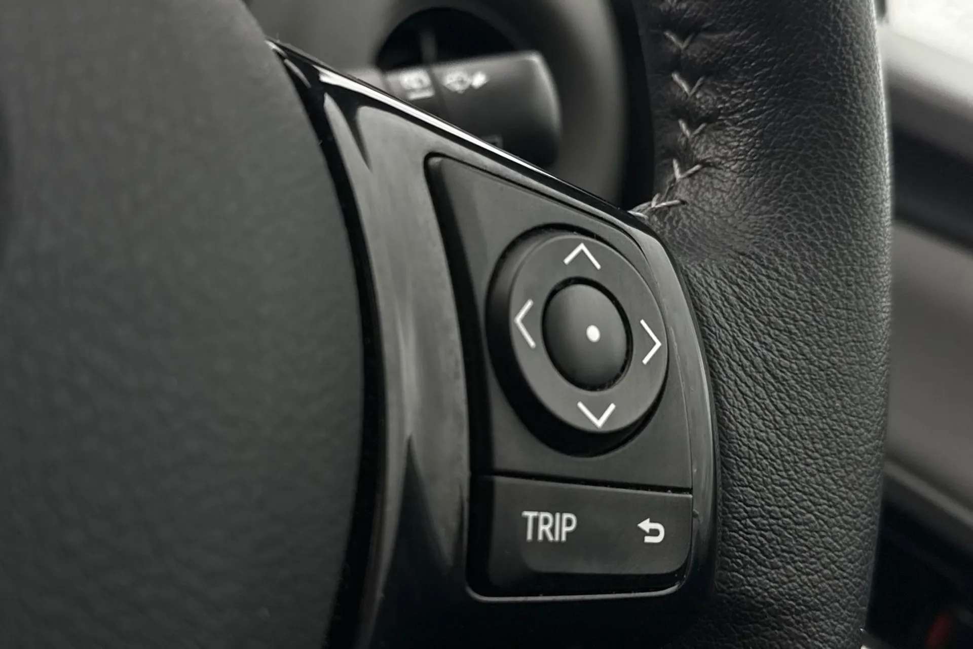 2018 TOYOTA YARIS 2018 TOYOTA YARIS