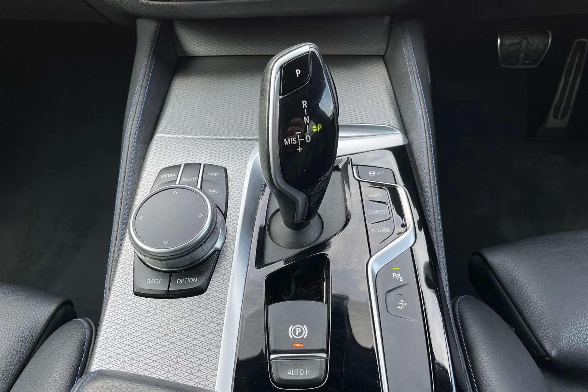 2019 BMW 6 SERIES GT 2019 BMW 6 SERIES GT