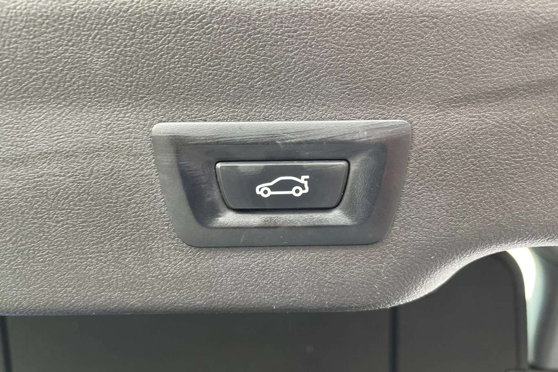 2019 BMW 6 SERIES GT 2019 BMW 6 SERIES GT