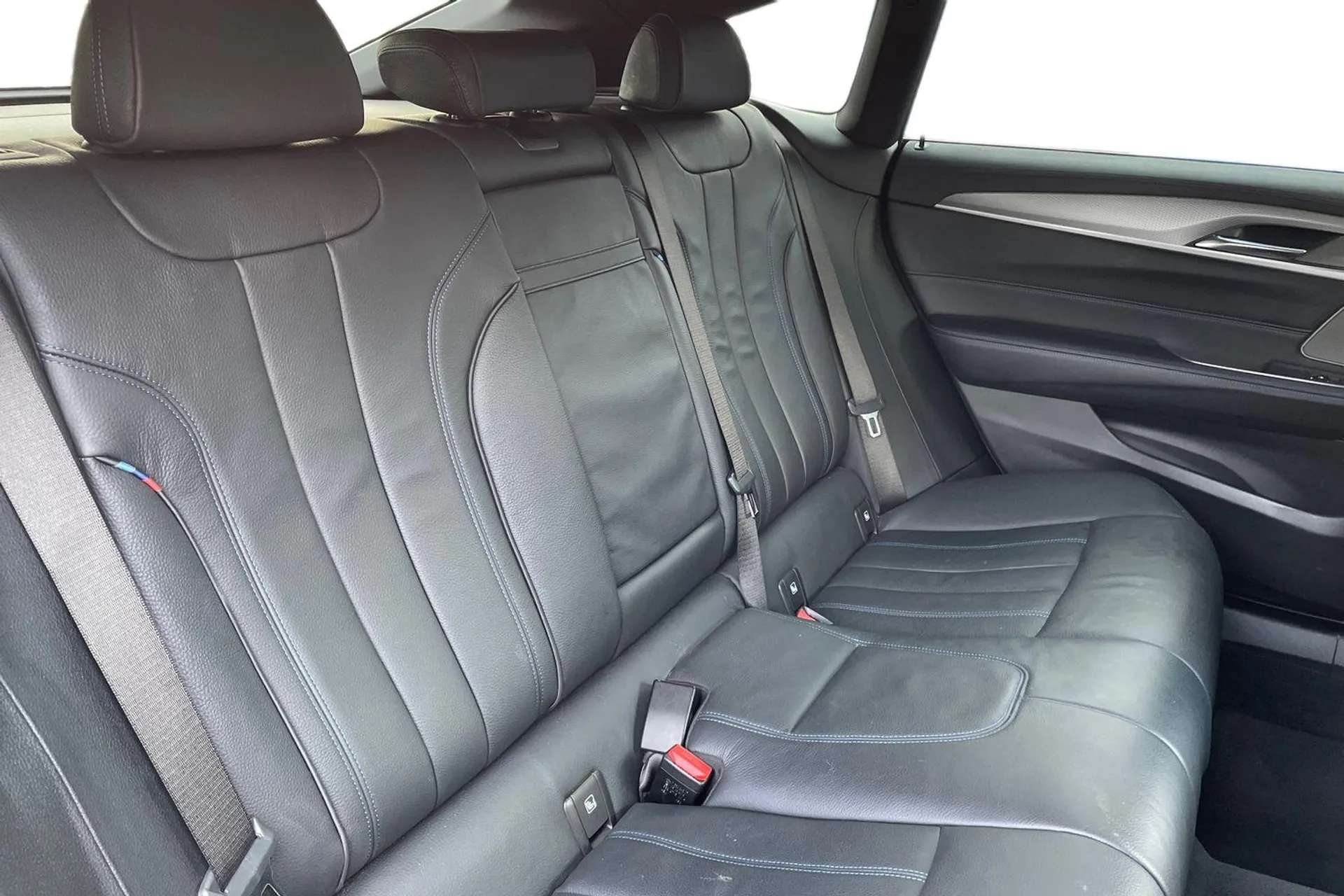 2019 BMW 6 SERIES GT 2019 BMW 6 SERIES GT