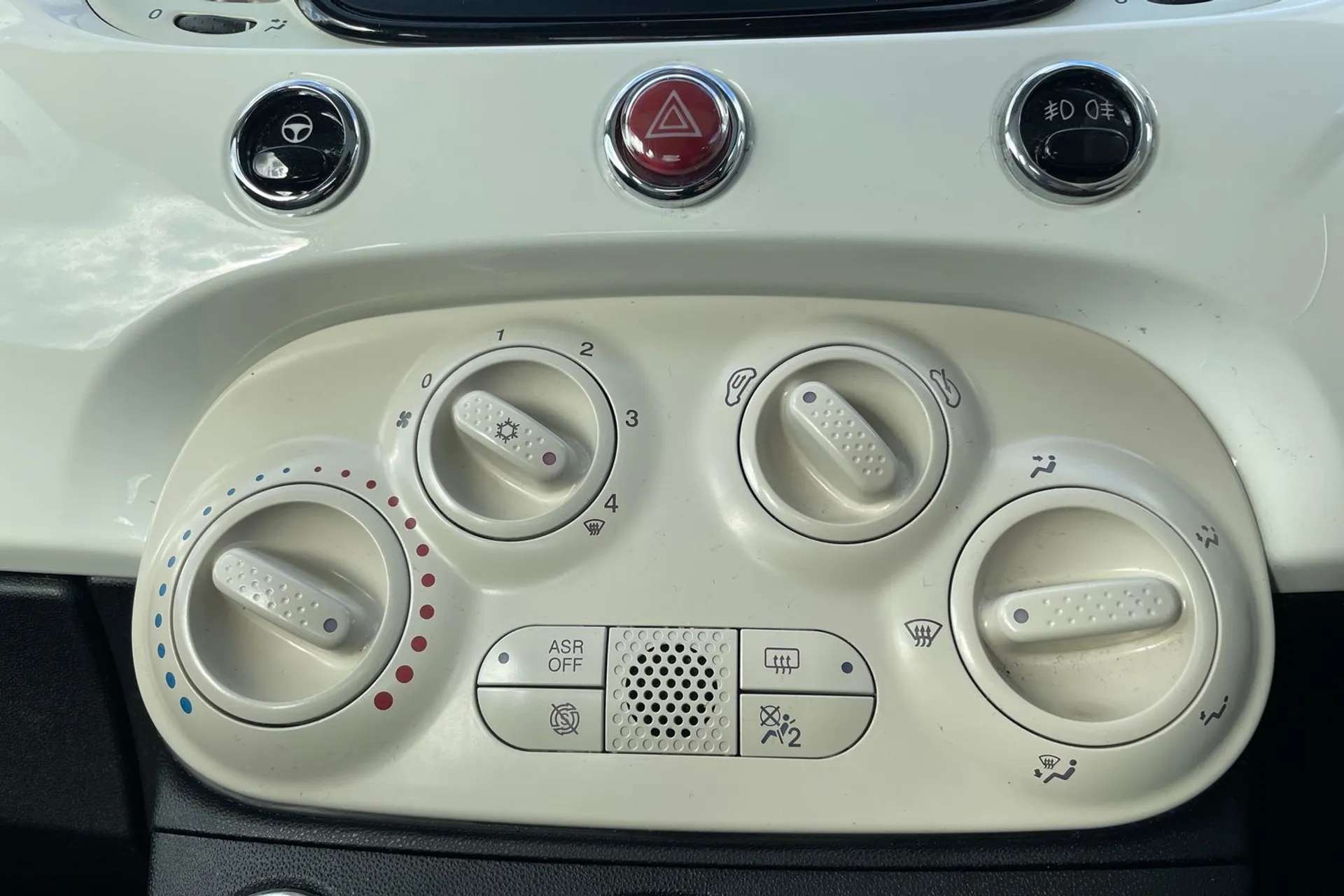 2021 FIAT 500 2021 FIAT 500