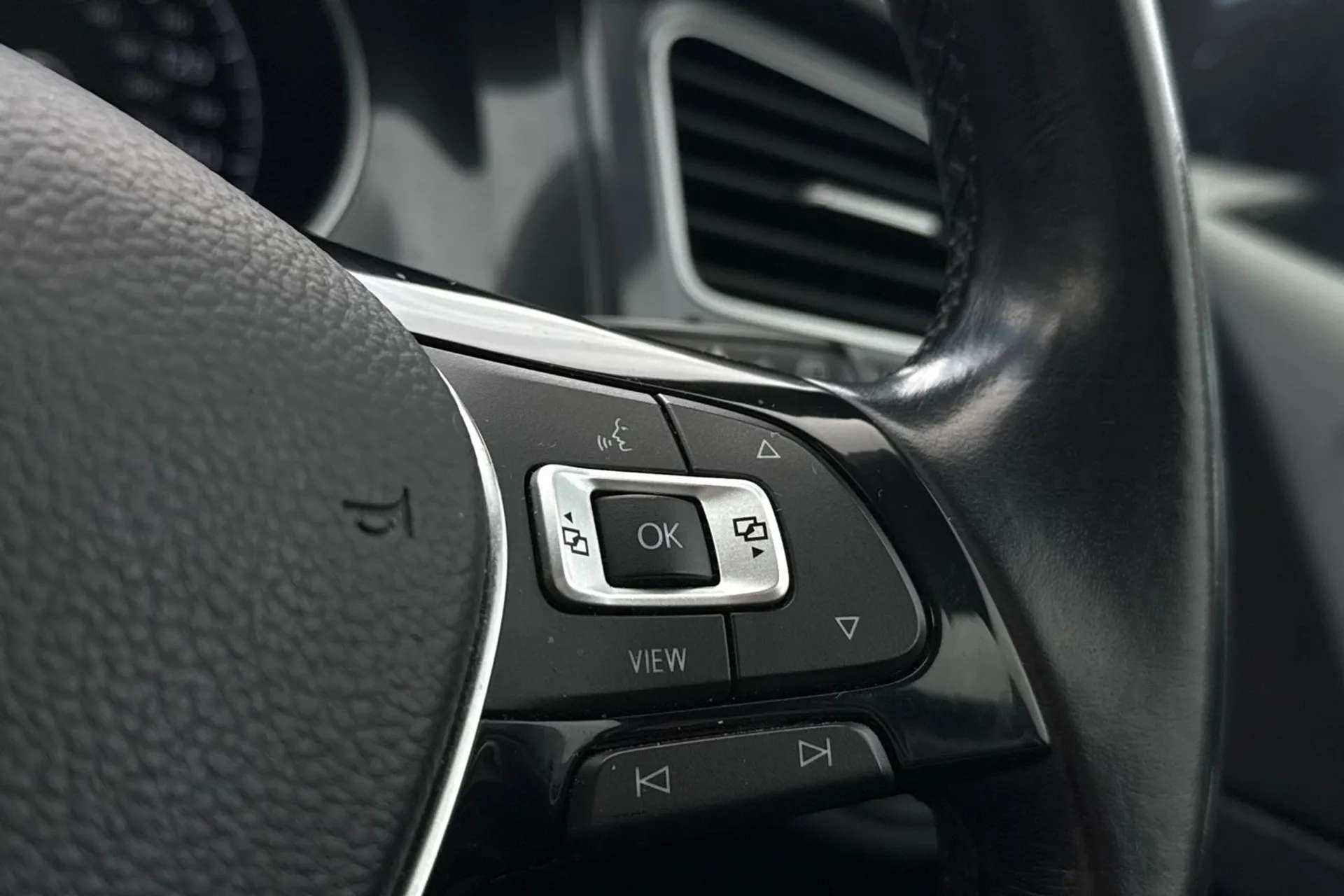 2020 VOLKSWAGEN GOLF 2020 VOLKSWAGEN GOLF