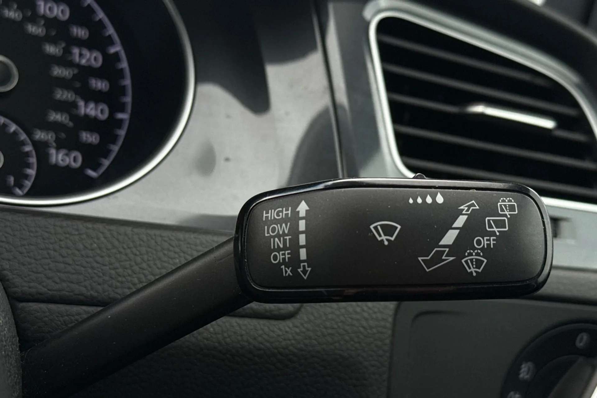 2020 VOLKSWAGEN GOLF 2020 VOLKSWAGEN GOLF