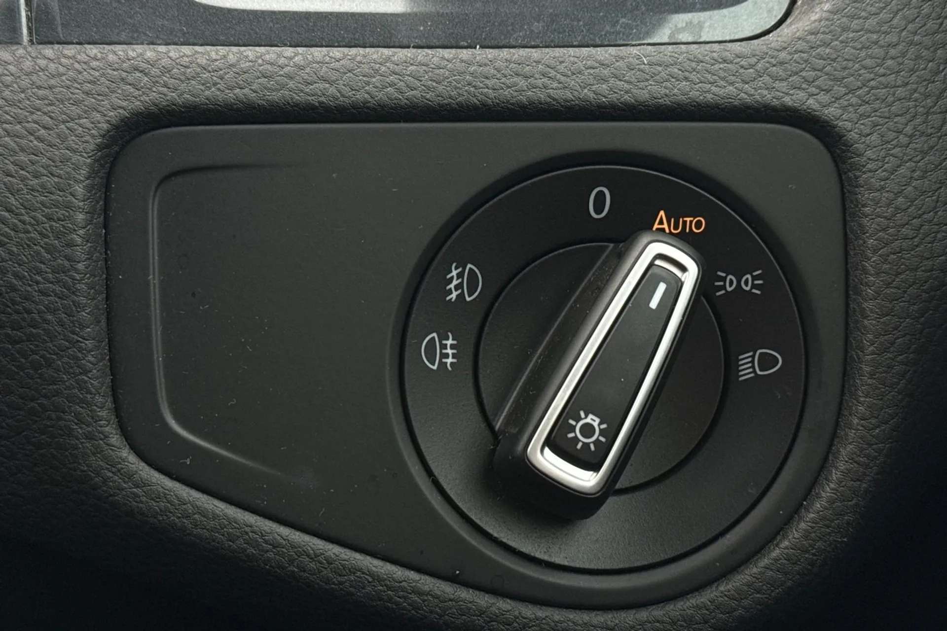 2020 VOLKSWAGEN GOLF 2020 VOLKSWAGEN GOLF