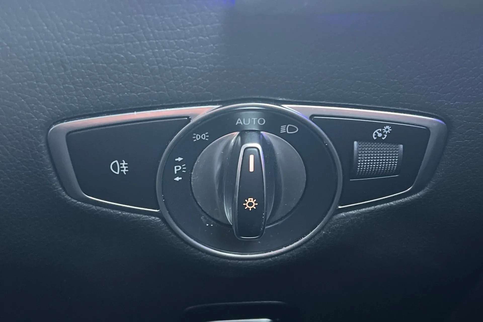 2021 MERCEDES-BENZ EQC 2021 MERCEDES-BENZ EQC