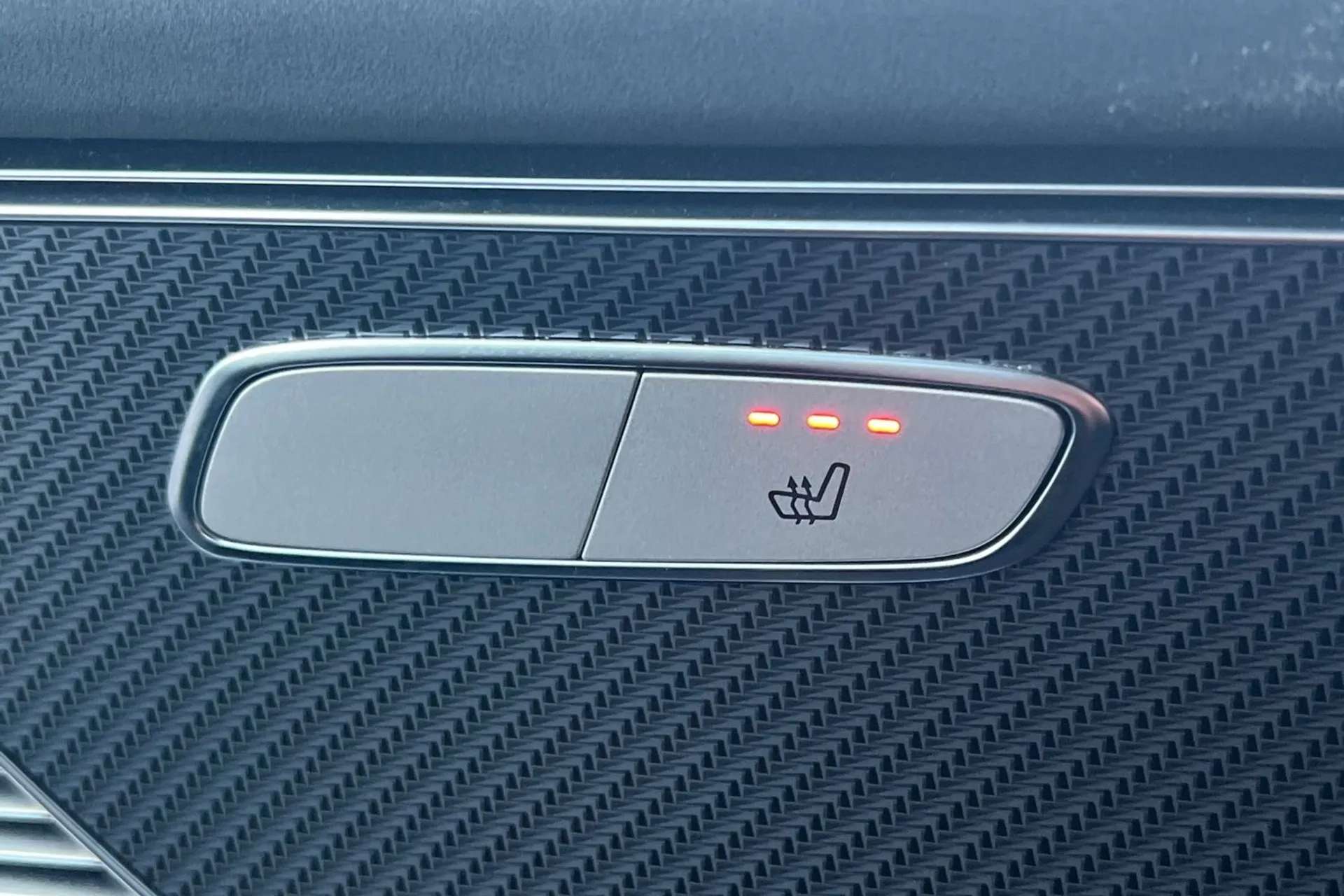 2021 MERCEDES-BENZ EQC 2021 MERCEDES-BENZ EQC