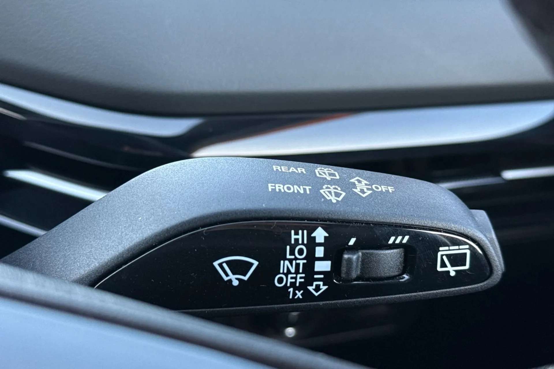 2024 MG MOTOR UK MG4 2024 MG MOTOR UK MG4