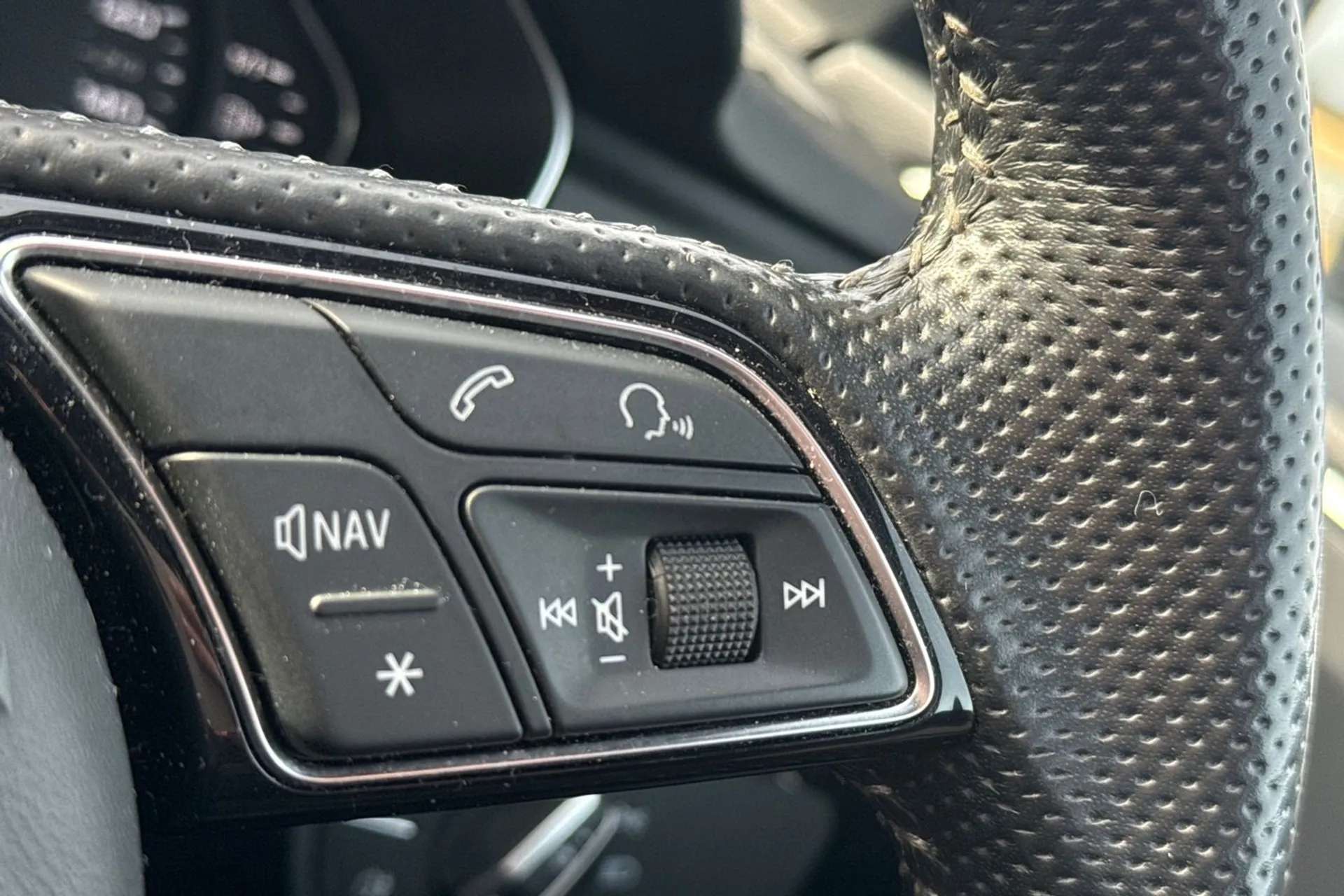 2018 AUDI A4 2018 AUDI A4