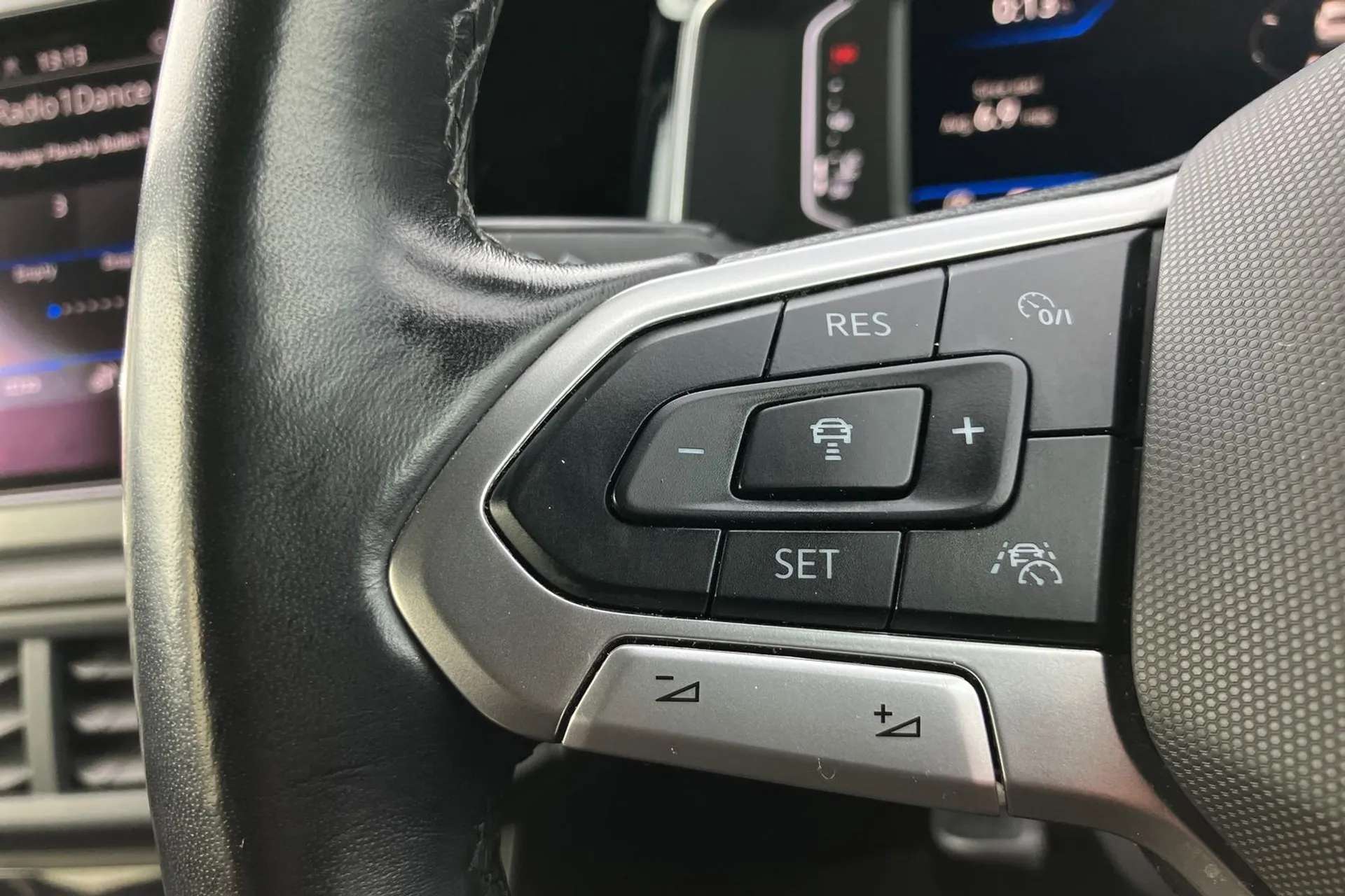 2023 VOLKSWAGEN TAIGO 2023 VOLKSWAGEN TAIGO