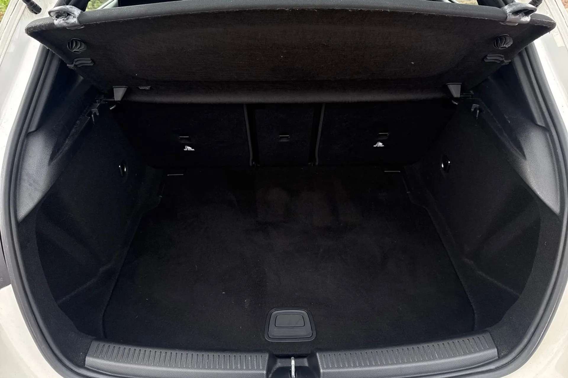 2019 MERCEDES-BENZ A CLASS 2019 MERCEDES-BENZ A CLASS