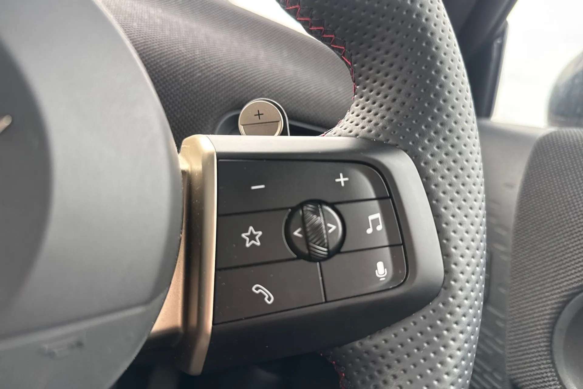 2024 MINI COOPER 2024 MINI COOPER