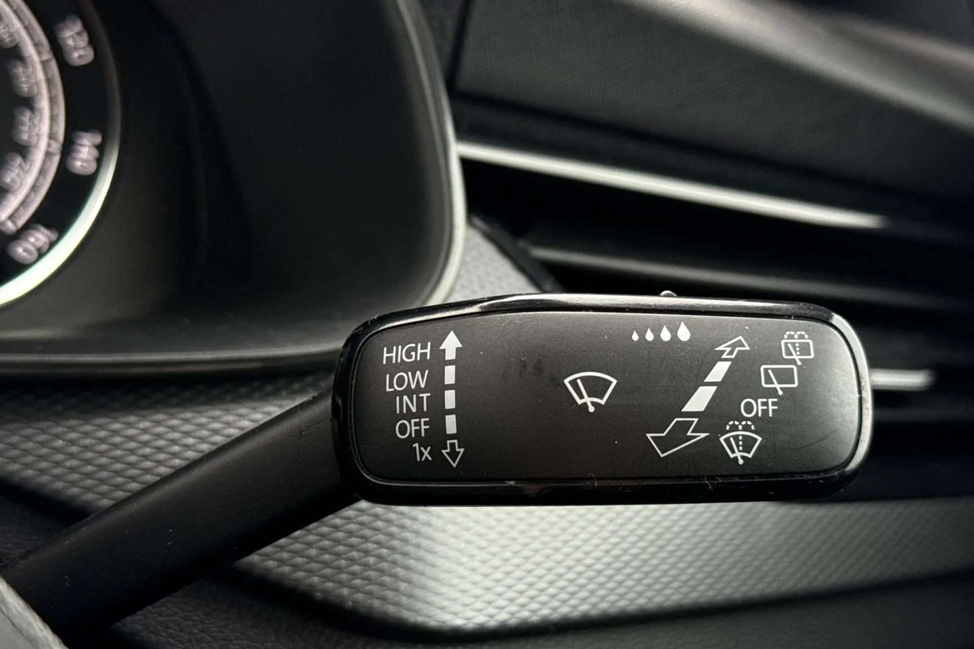 2021 SKODA KAMIQ 2021 SKODA KAMIQ