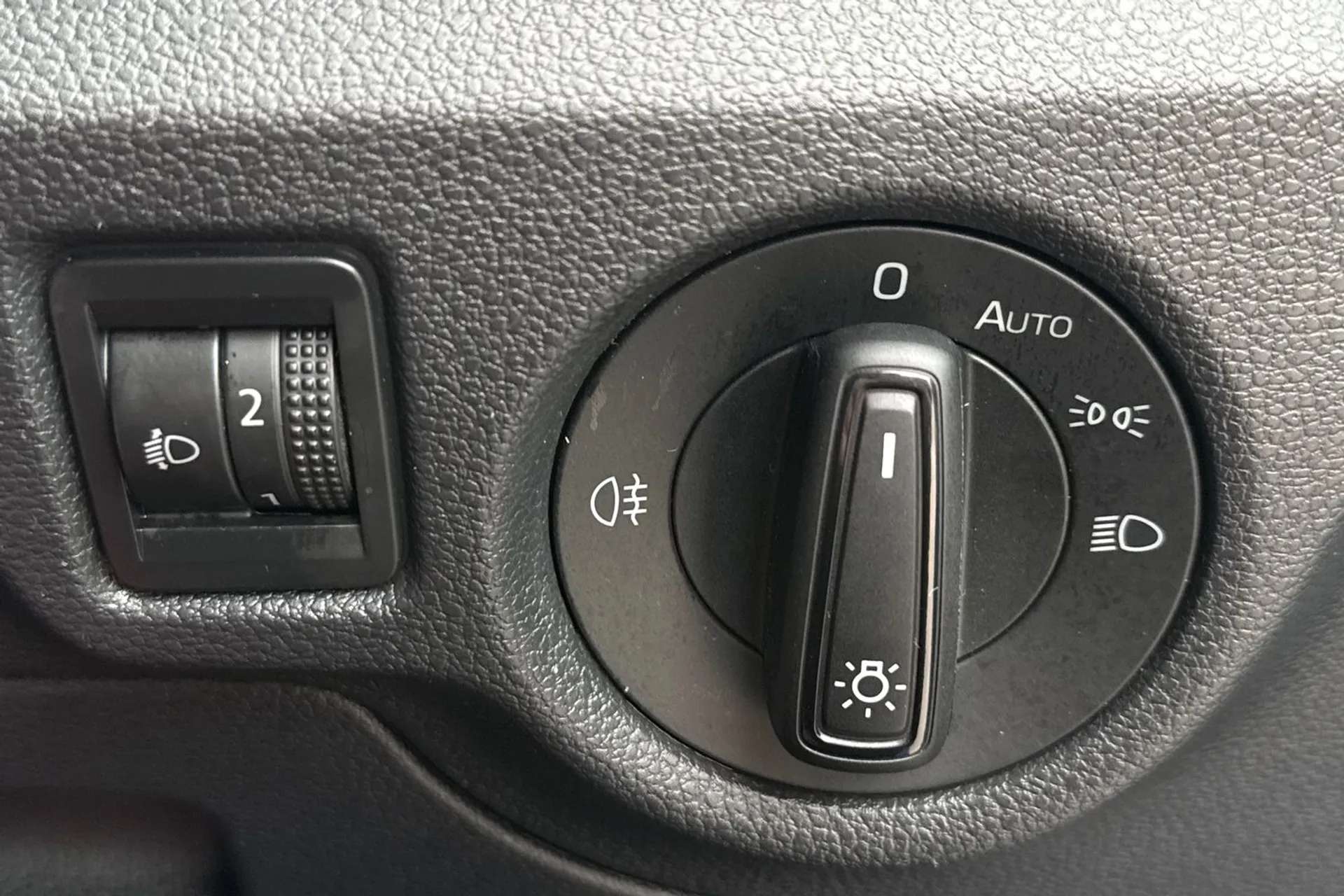 2021 SKODA KAMIQ 2021 SKODA KAMIQ